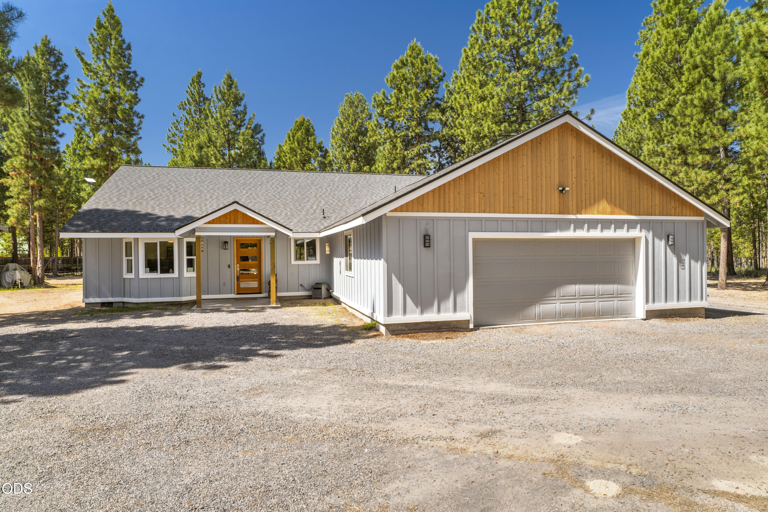 2716 Boone Circle — photo