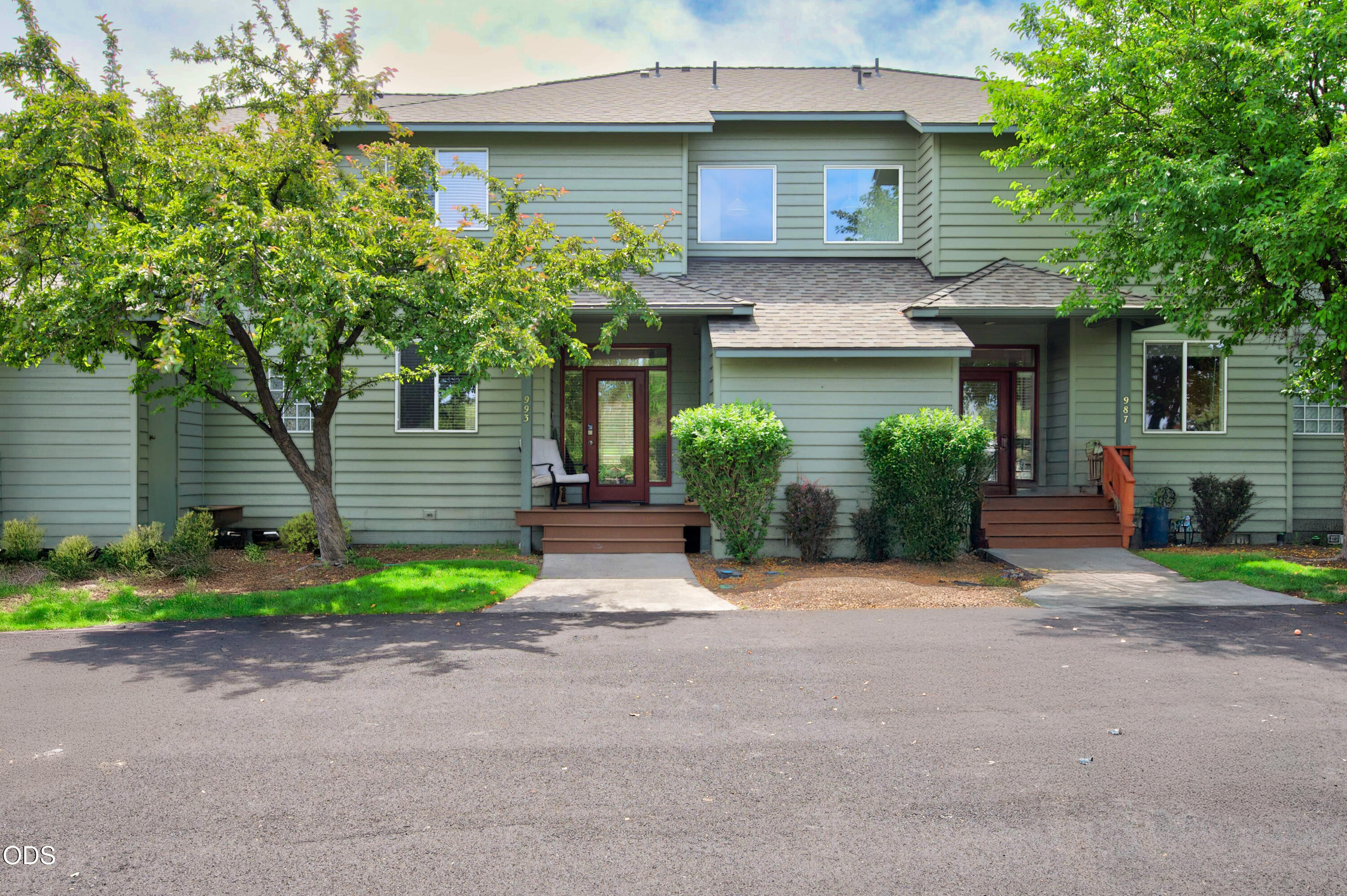 993 Golden Pheasant Drive — photo