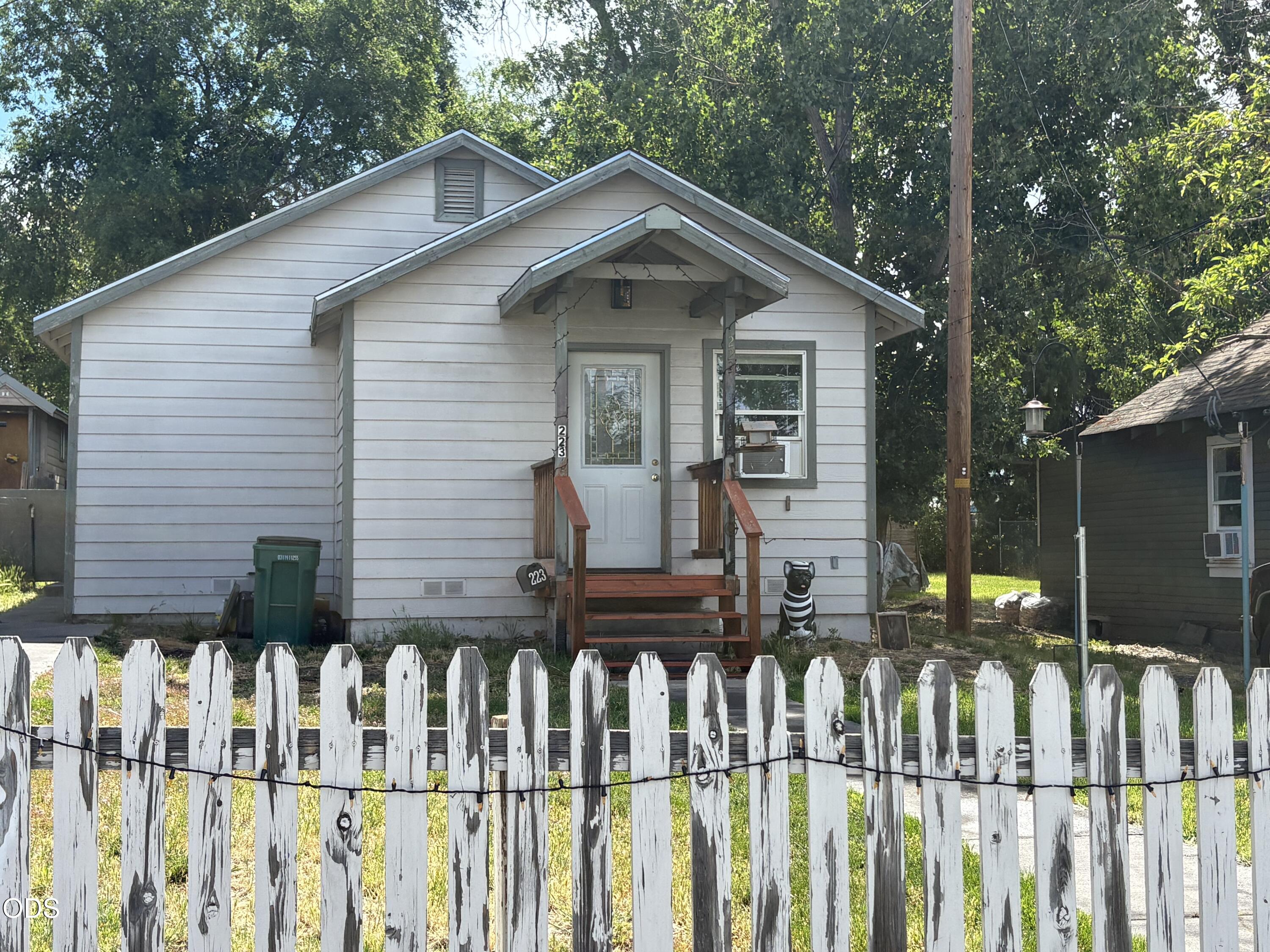 223 Mortimer Street — photo