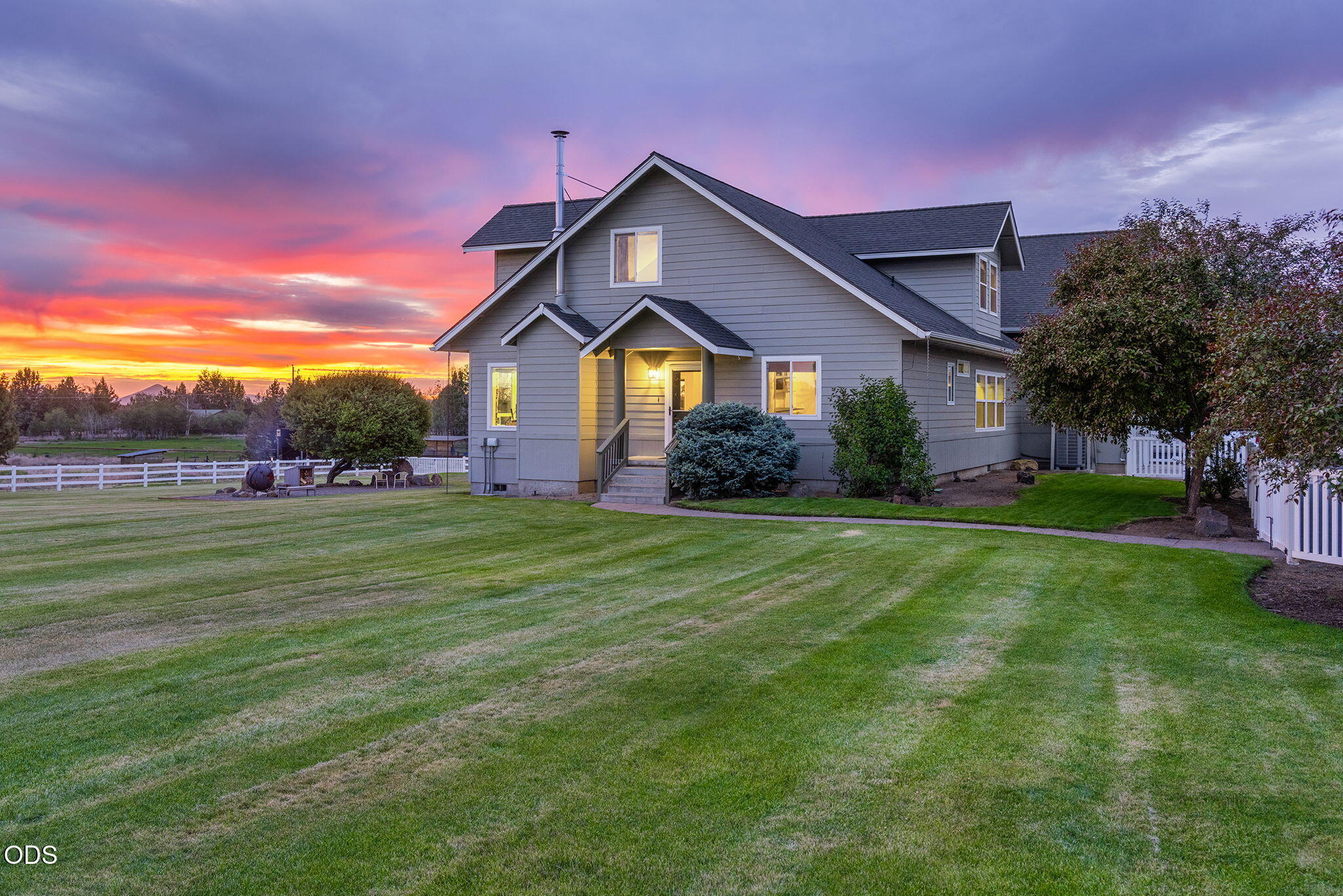 63531 Gentry Loop, Bend, OR 97701 — photo 3