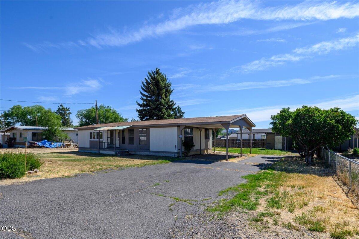 8608 NW 8th Street — photo