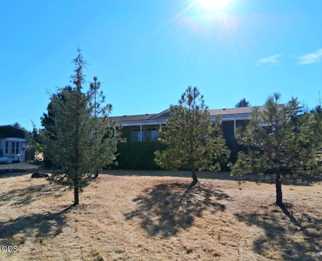 63 Rogue River Drive — photo