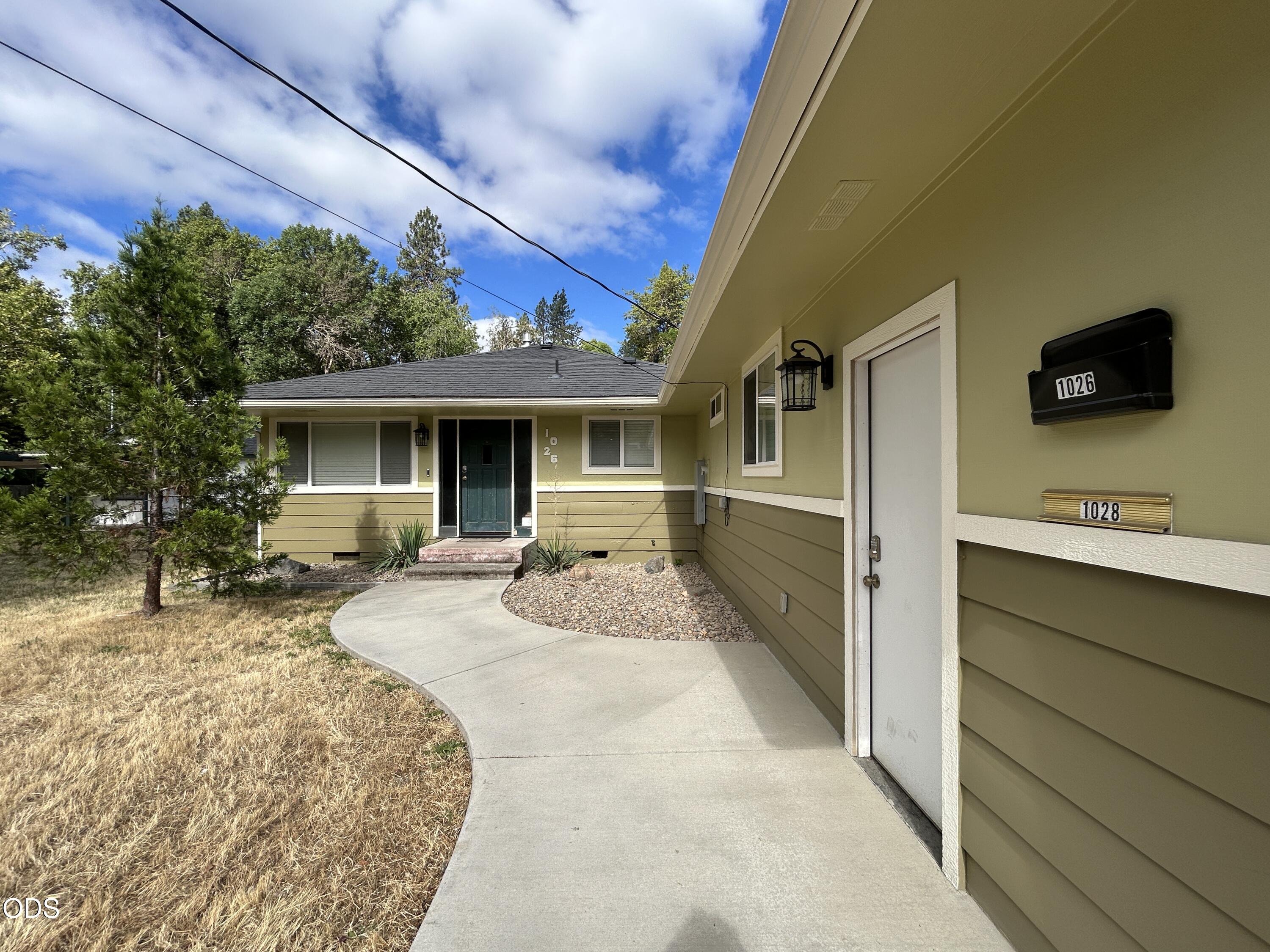 1024 NW Hawthorne Avenue — photo