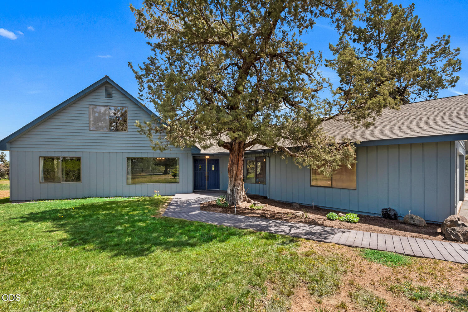 63510 Gentry Loop, Bend, OR 97701 — photo 3