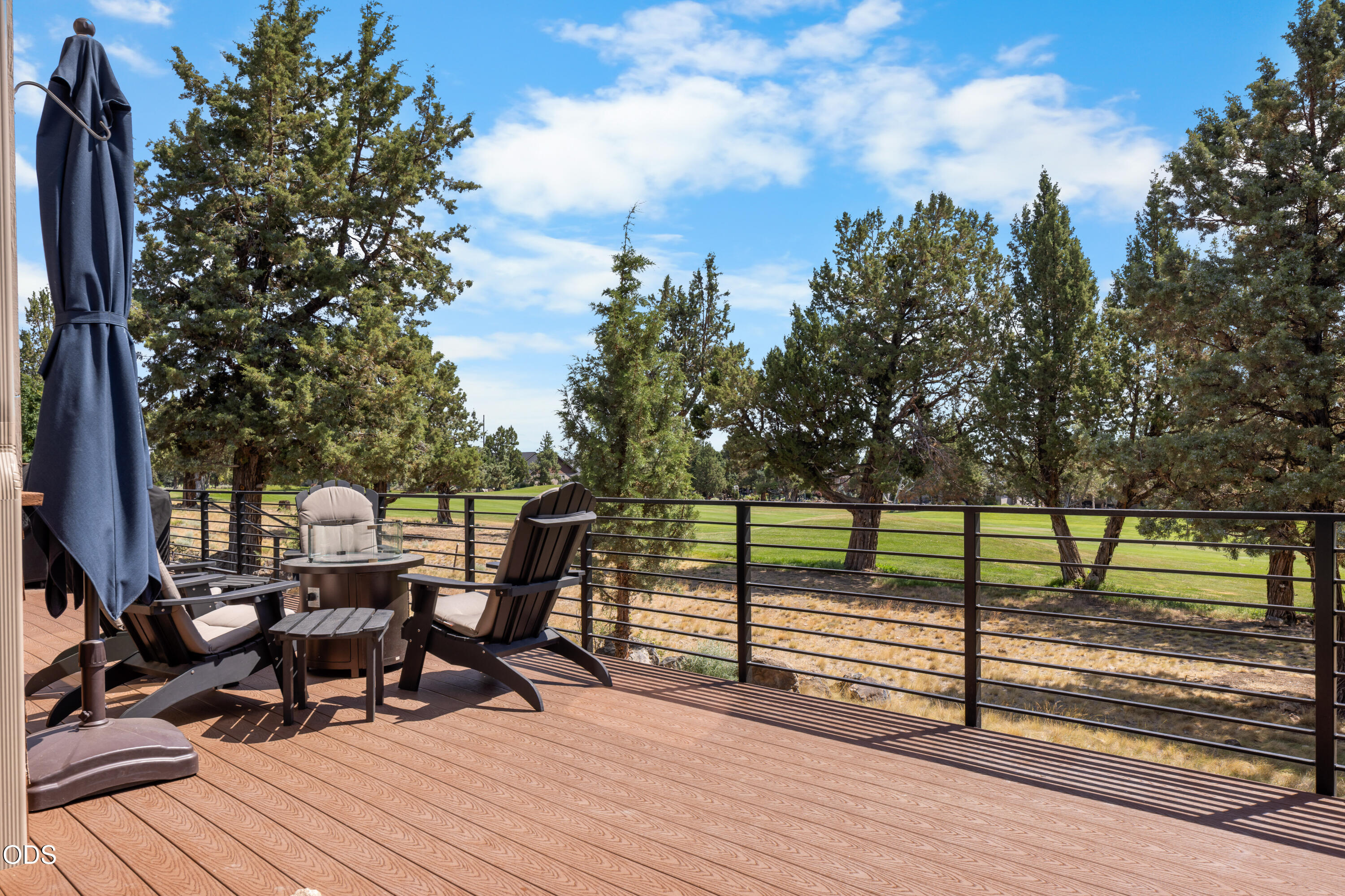 8414 Forest Ridge Loop, Redmond, OR 97756 — photo 2