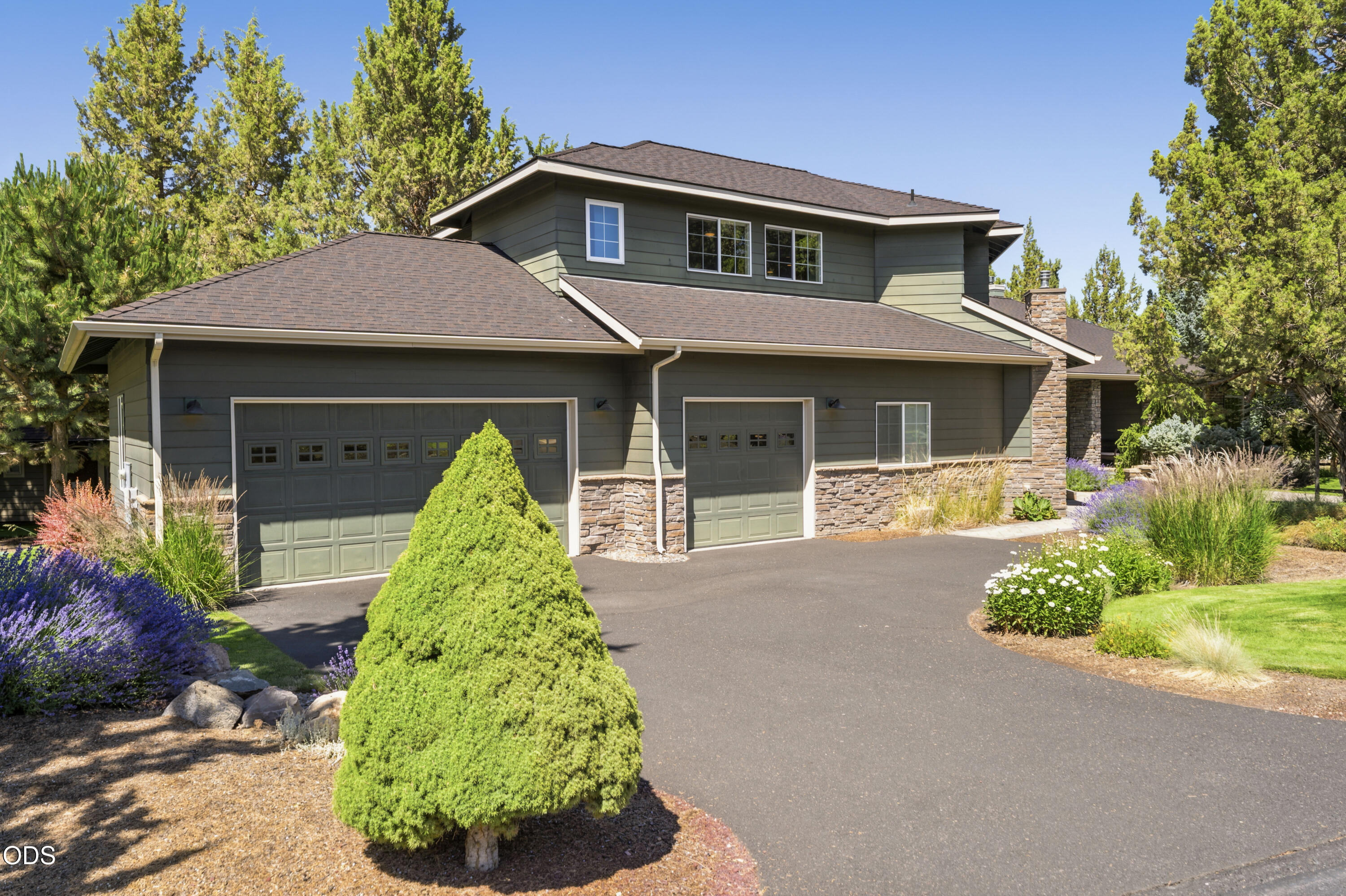 2390 Osprey Drive — photo