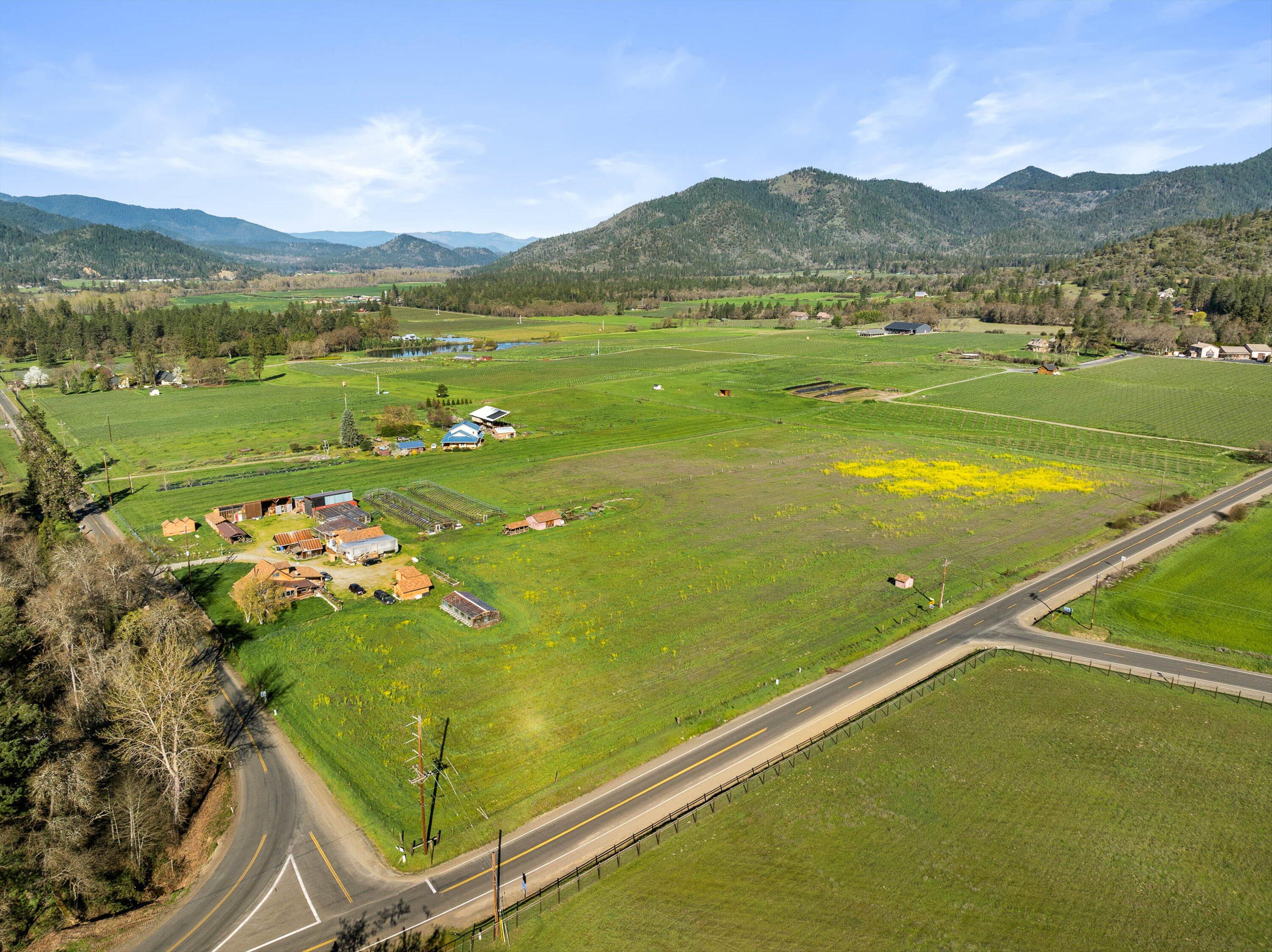 13990 N Applegate Road, Applegate, OR 97530 — photo 2