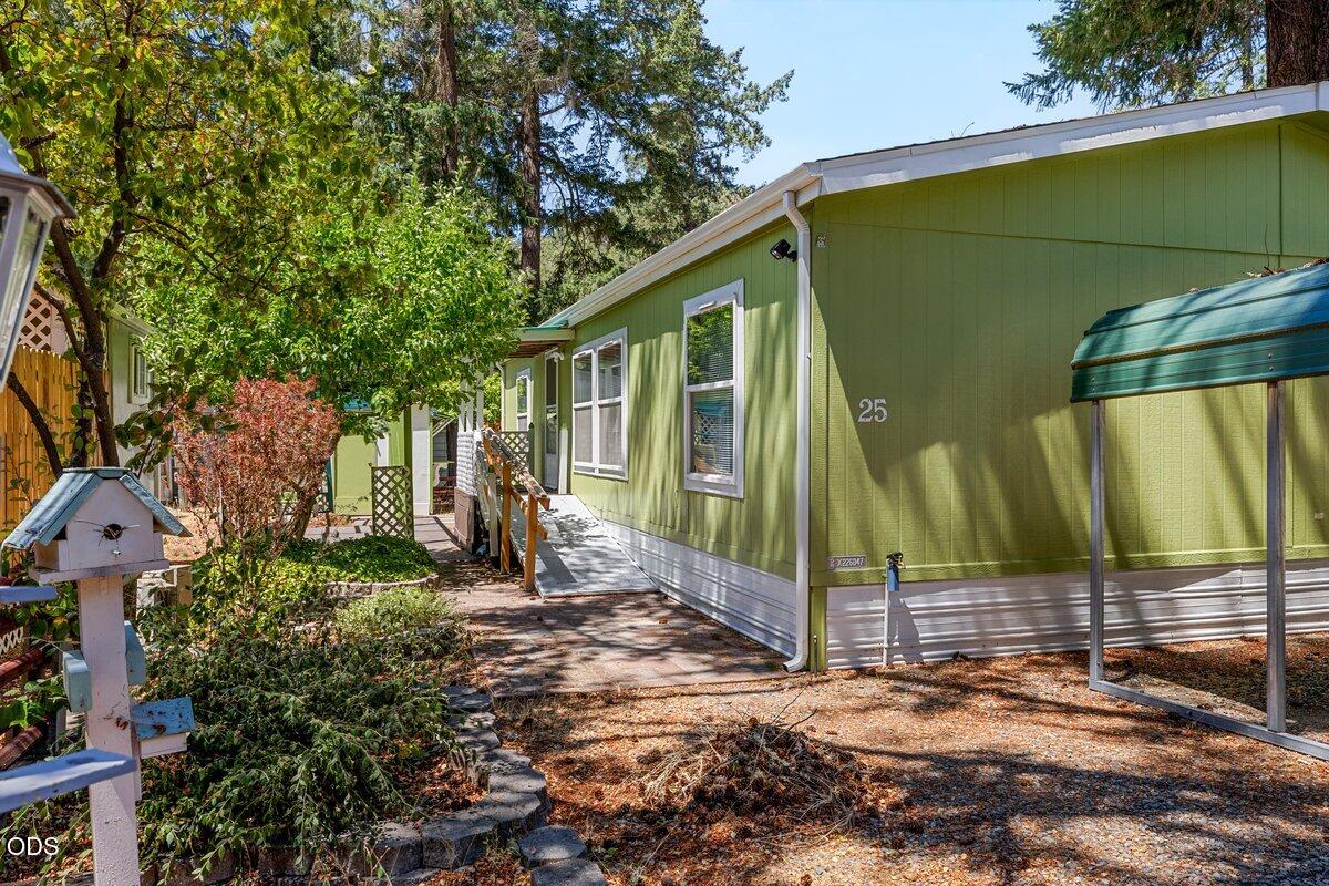 537 Thompson Creek Road, Unit 25 — photo