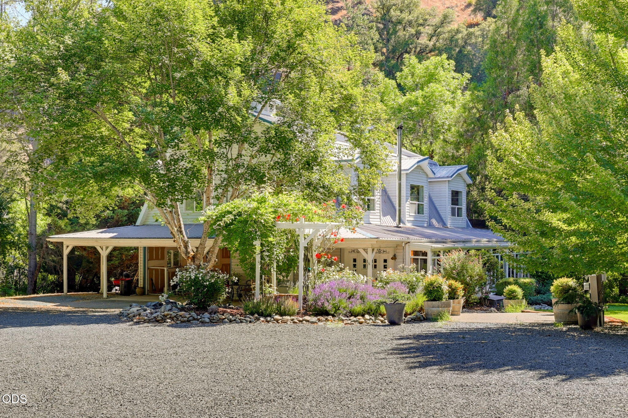 7935 Upper Applegate Road, Jacksonville, OR 97530 — photo 3