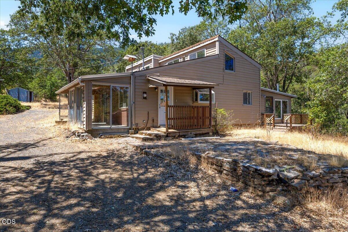 2350 Galls Creek Road — photo