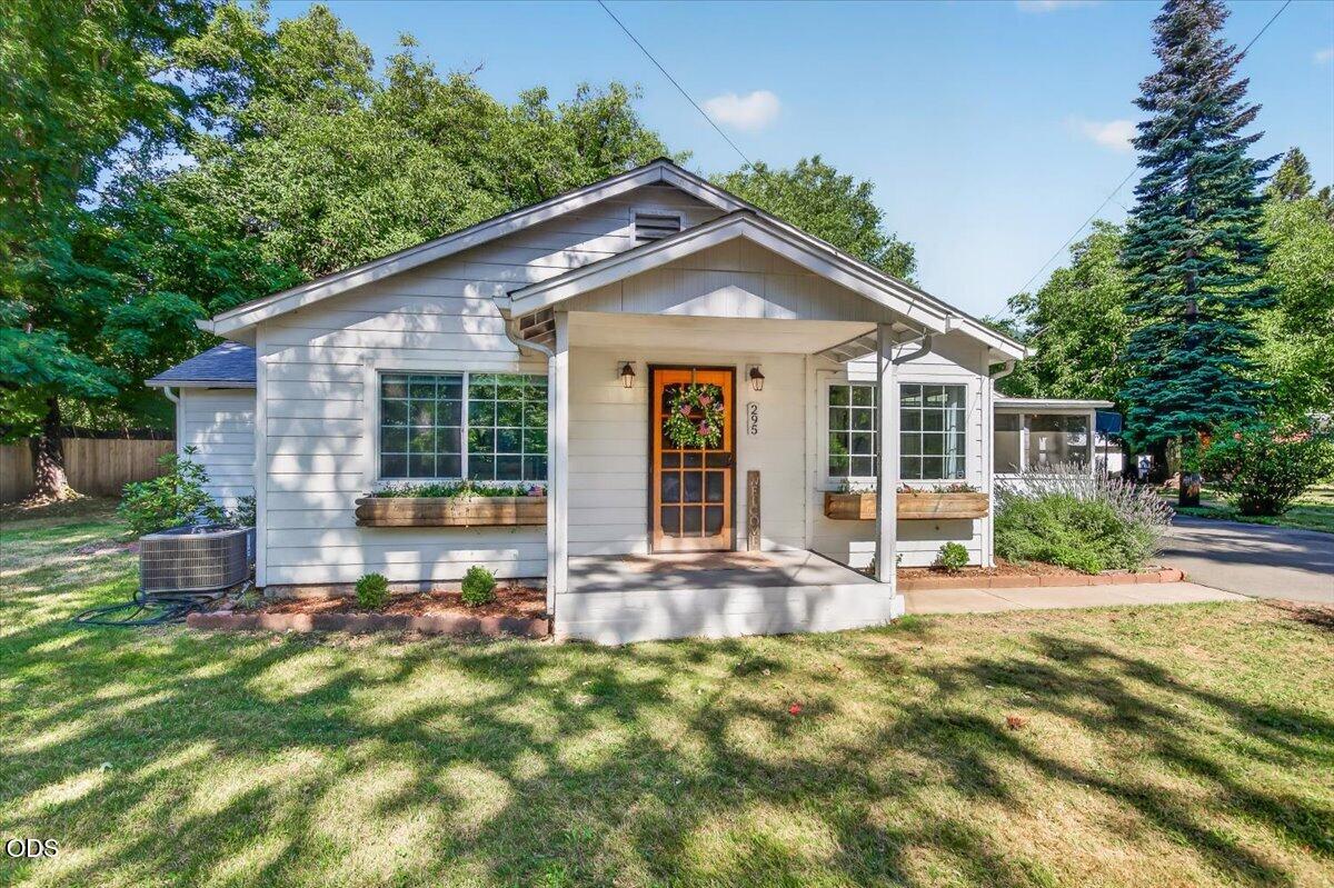 295 W Evans Creek Road — photo