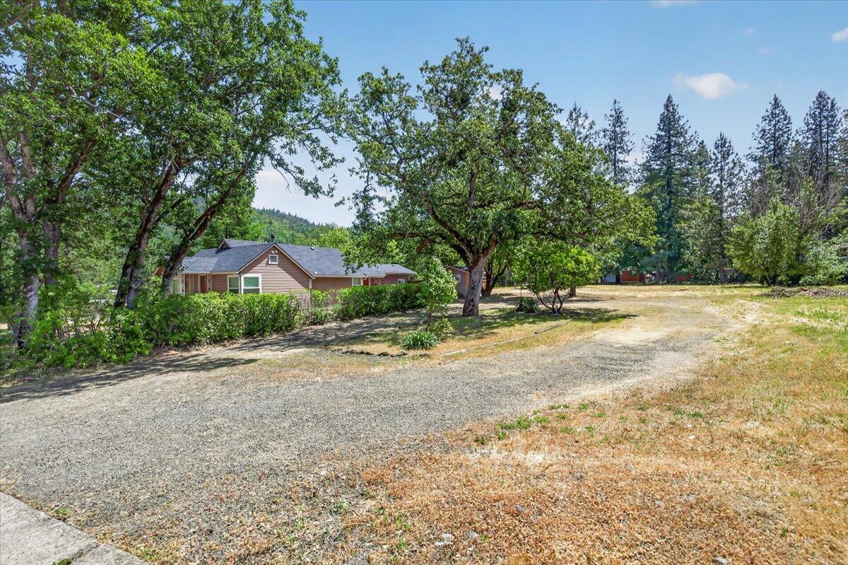 125 Hudspeth Lane — photo