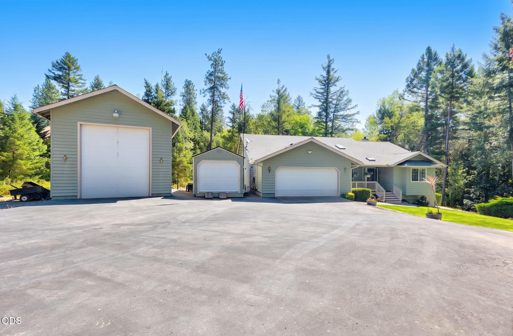 141 N Lappland Drive — photo