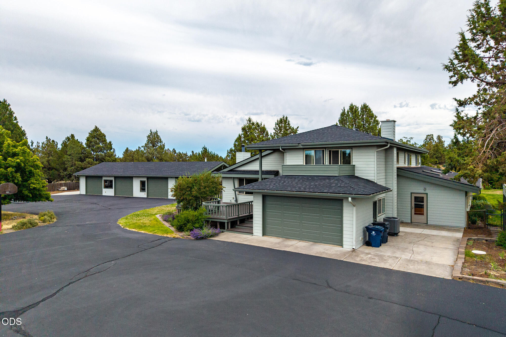 61670 Somerset Drive — photo