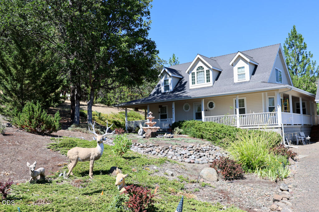 412 Country Court — photo