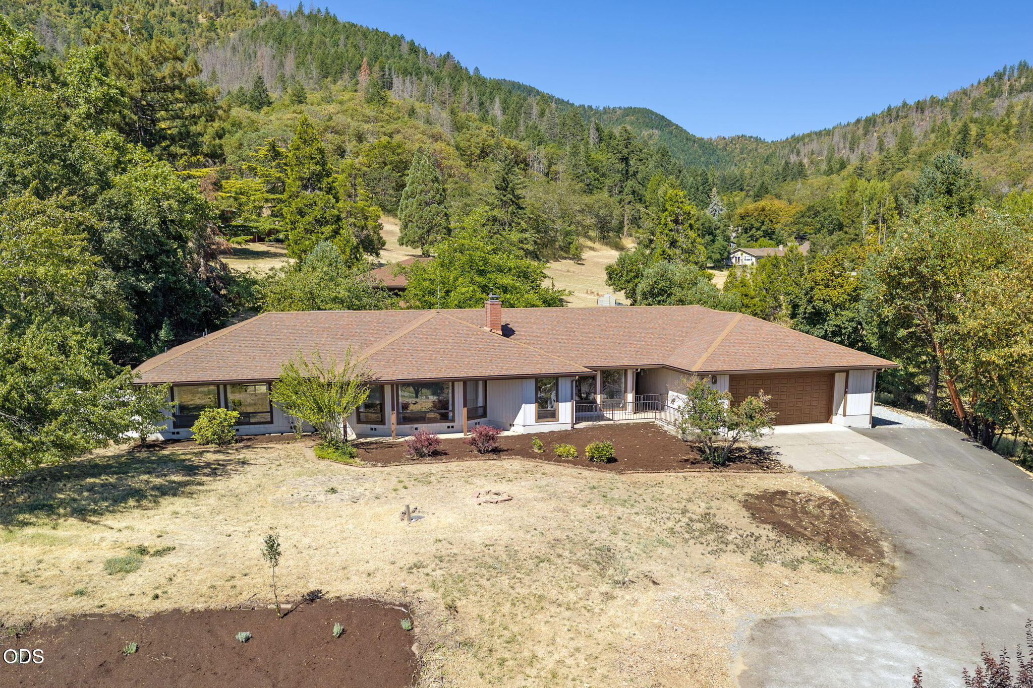 174 Hummingbird Lane — photo