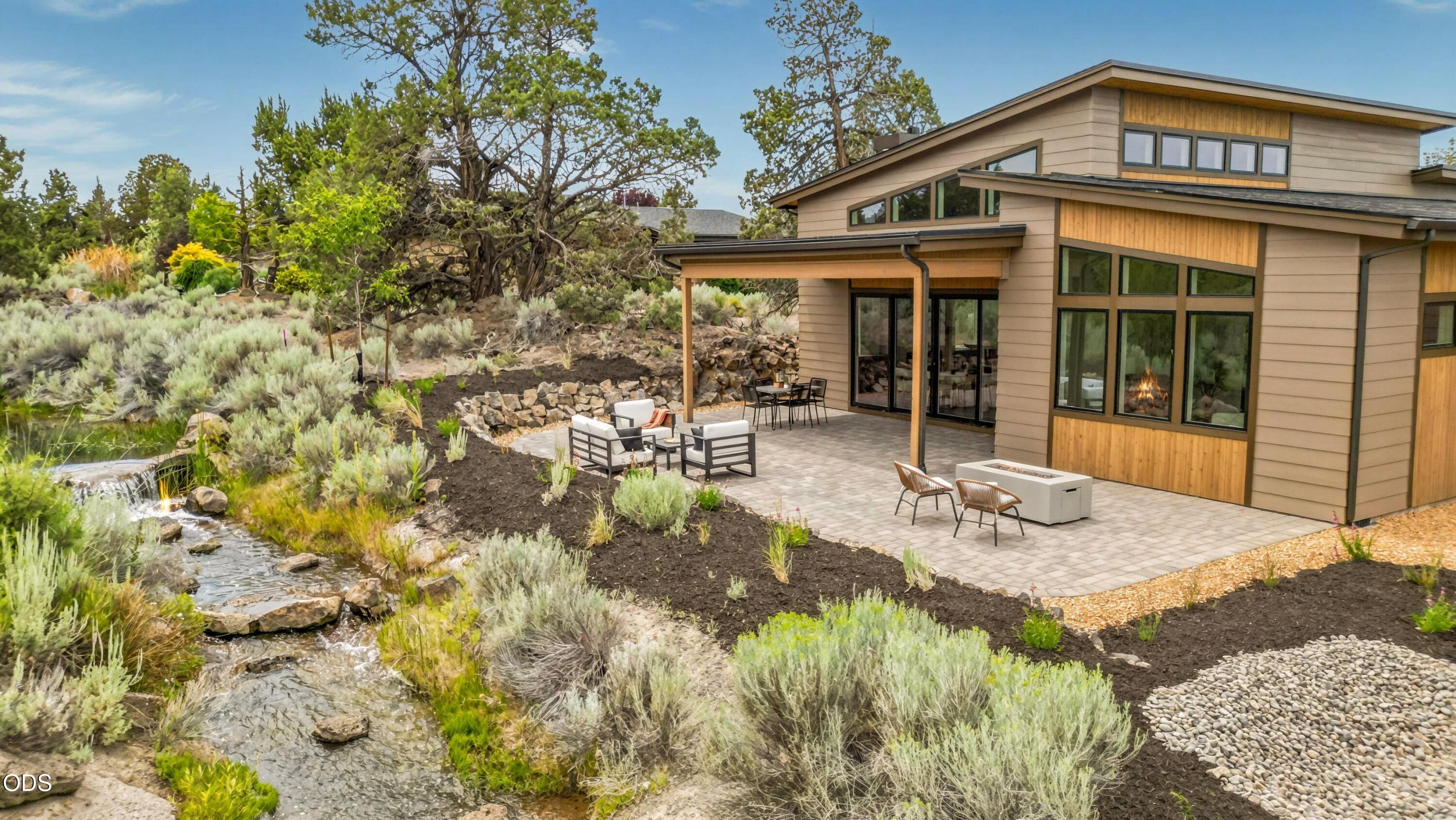 22985 Ghost Tree Lane, Bend, OR 97701 — photo 2