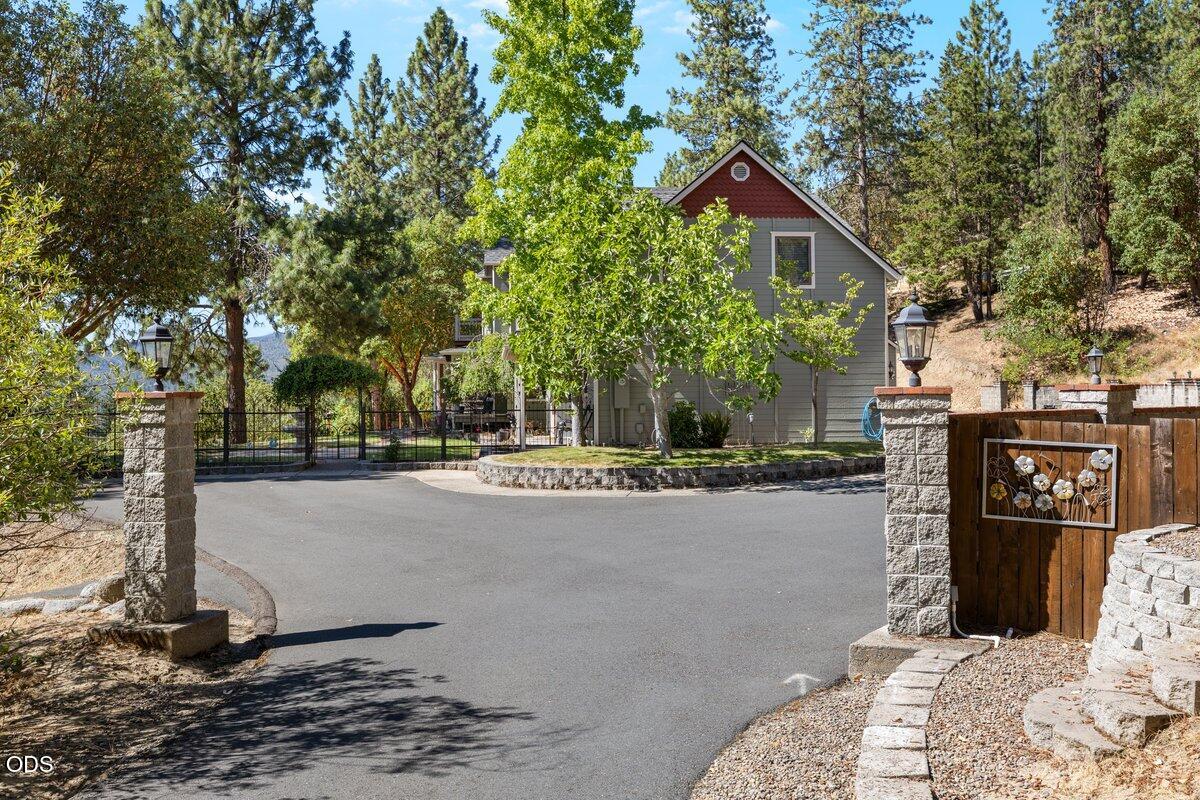 4303 Tami Lane — photo