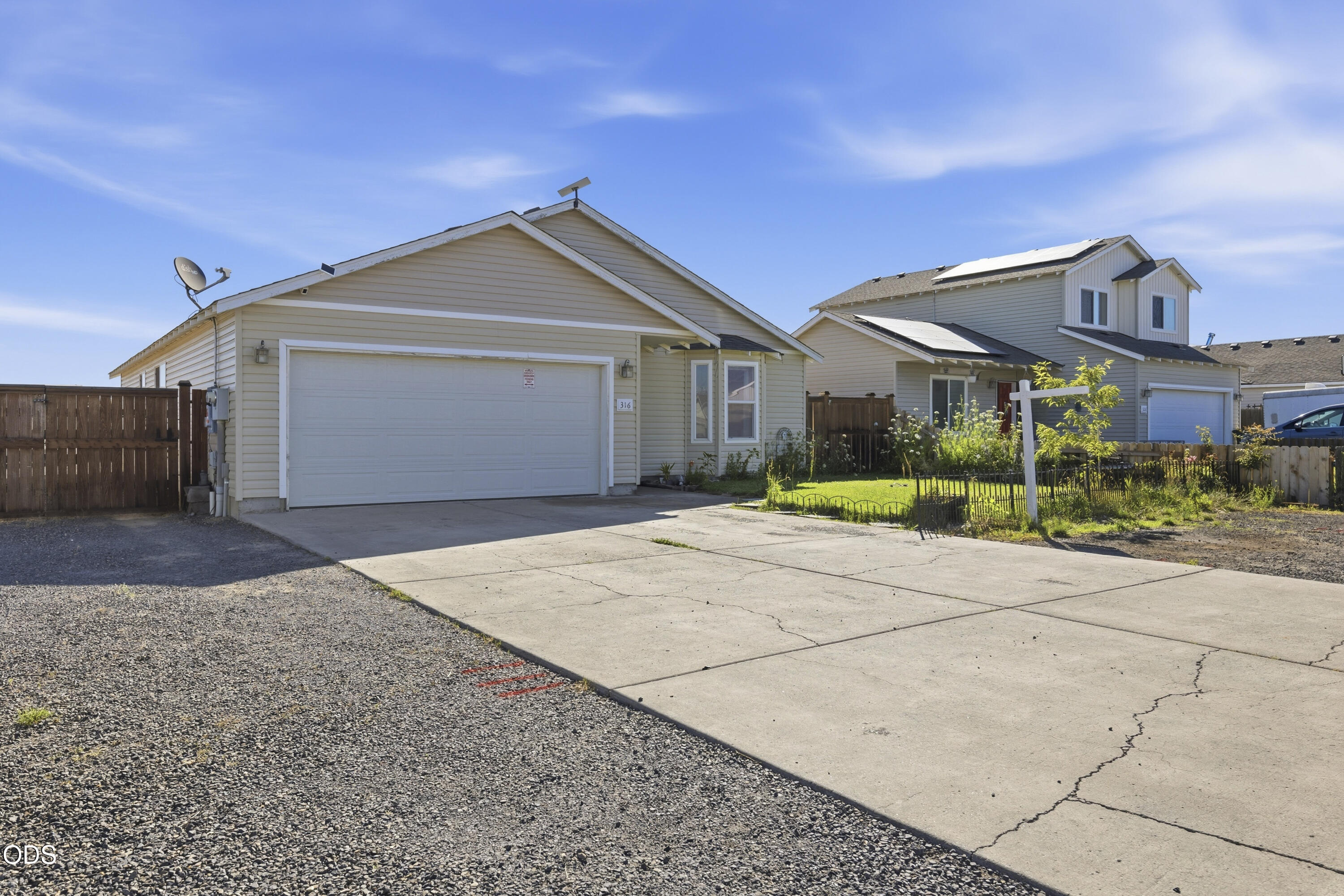 316 Center Ridge Drive, Culver, OR 97734 — photo 3