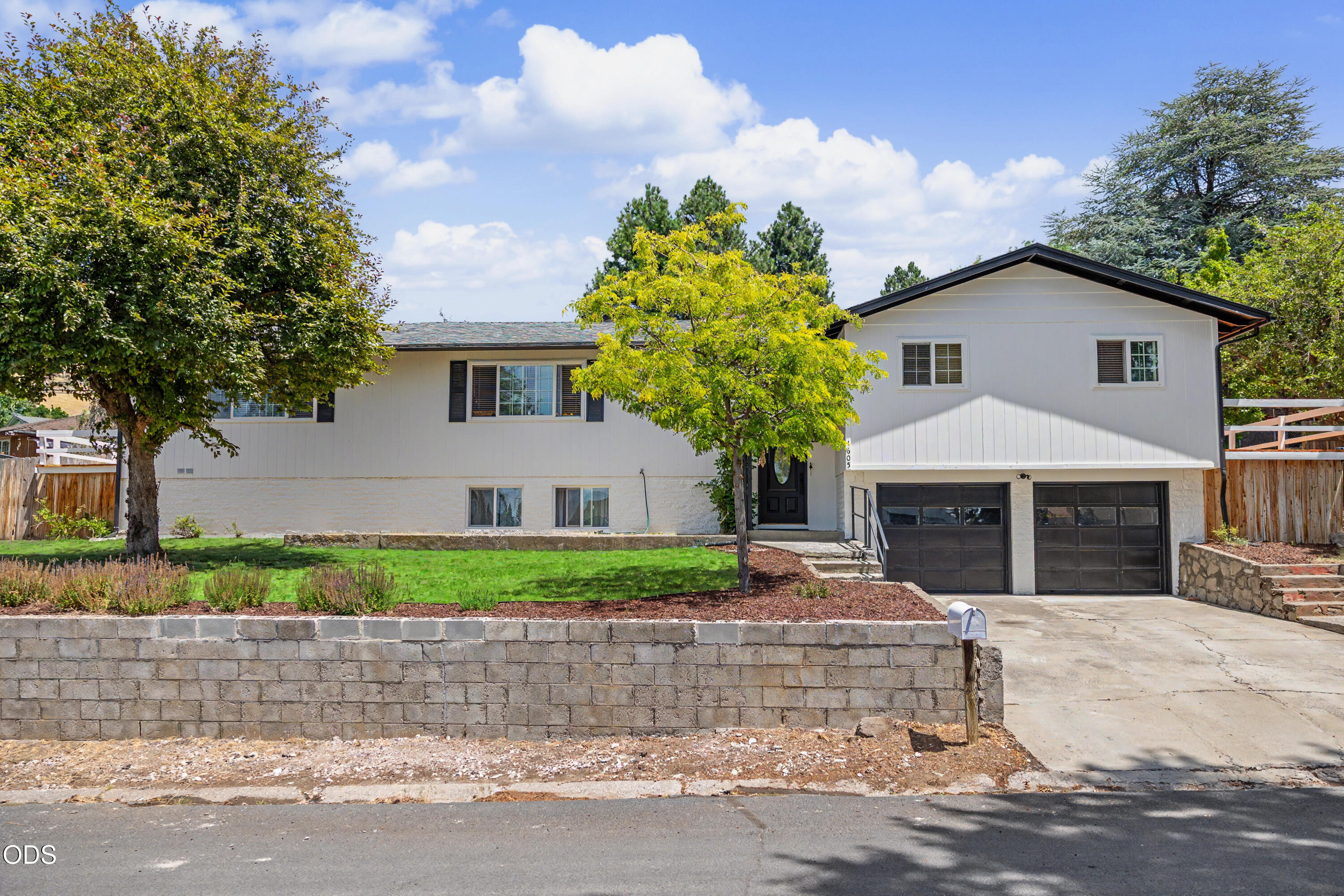 1605 Tamera Drive — photo