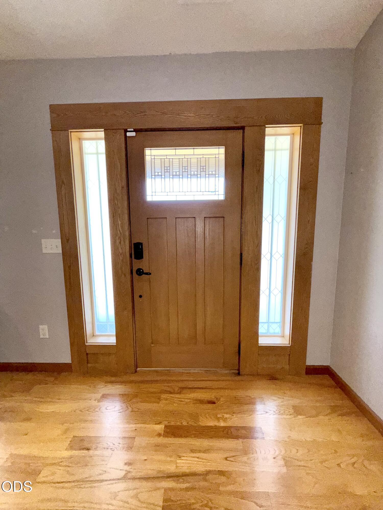 918 Win Way, Eagle Point, OR 97524 — photo 2