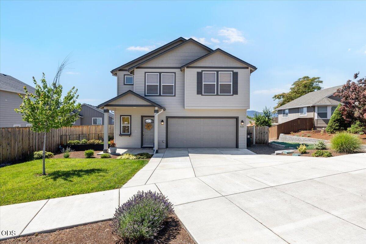 1626 Dragon Tail Place — photo