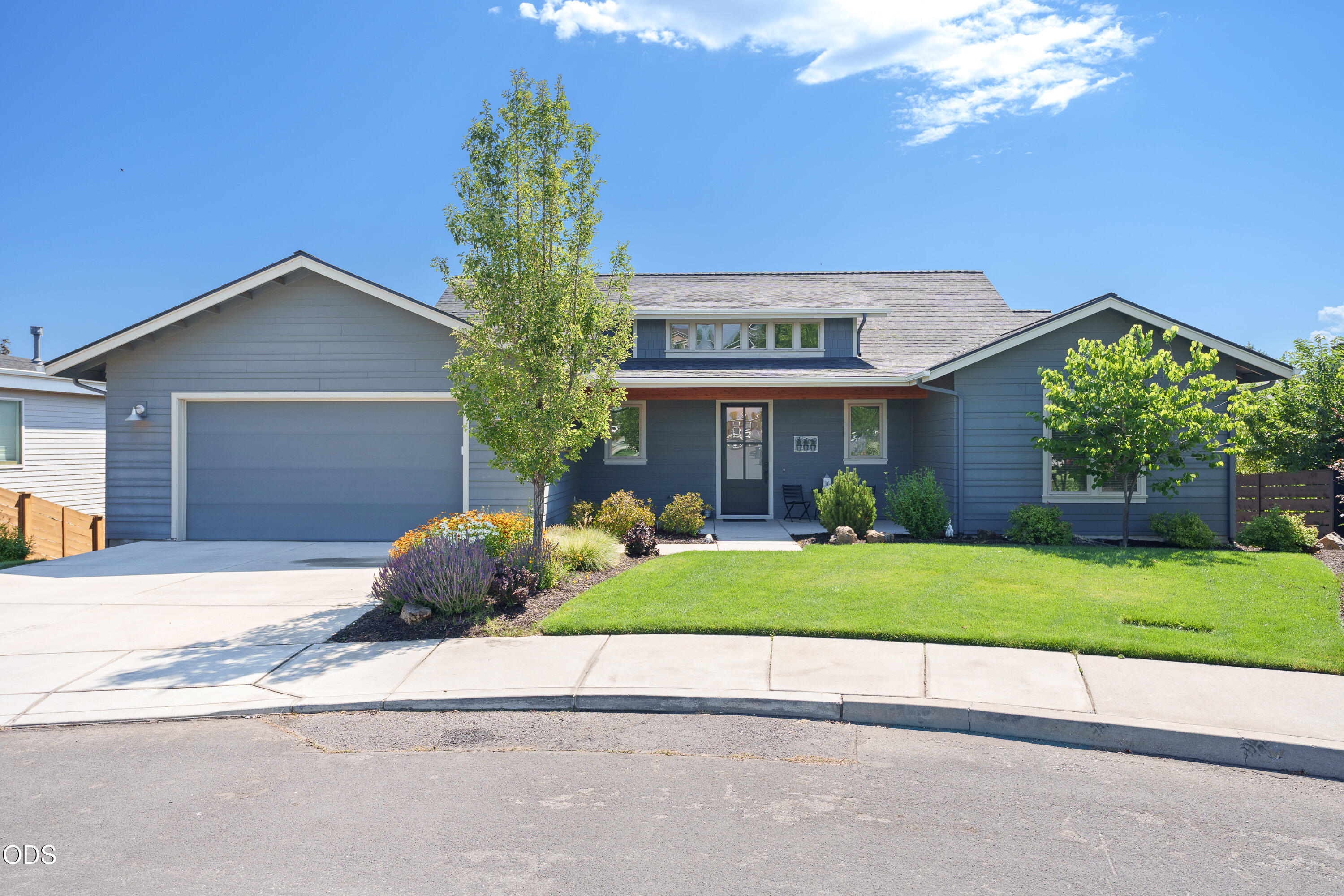 63137 Iner Loop — photo