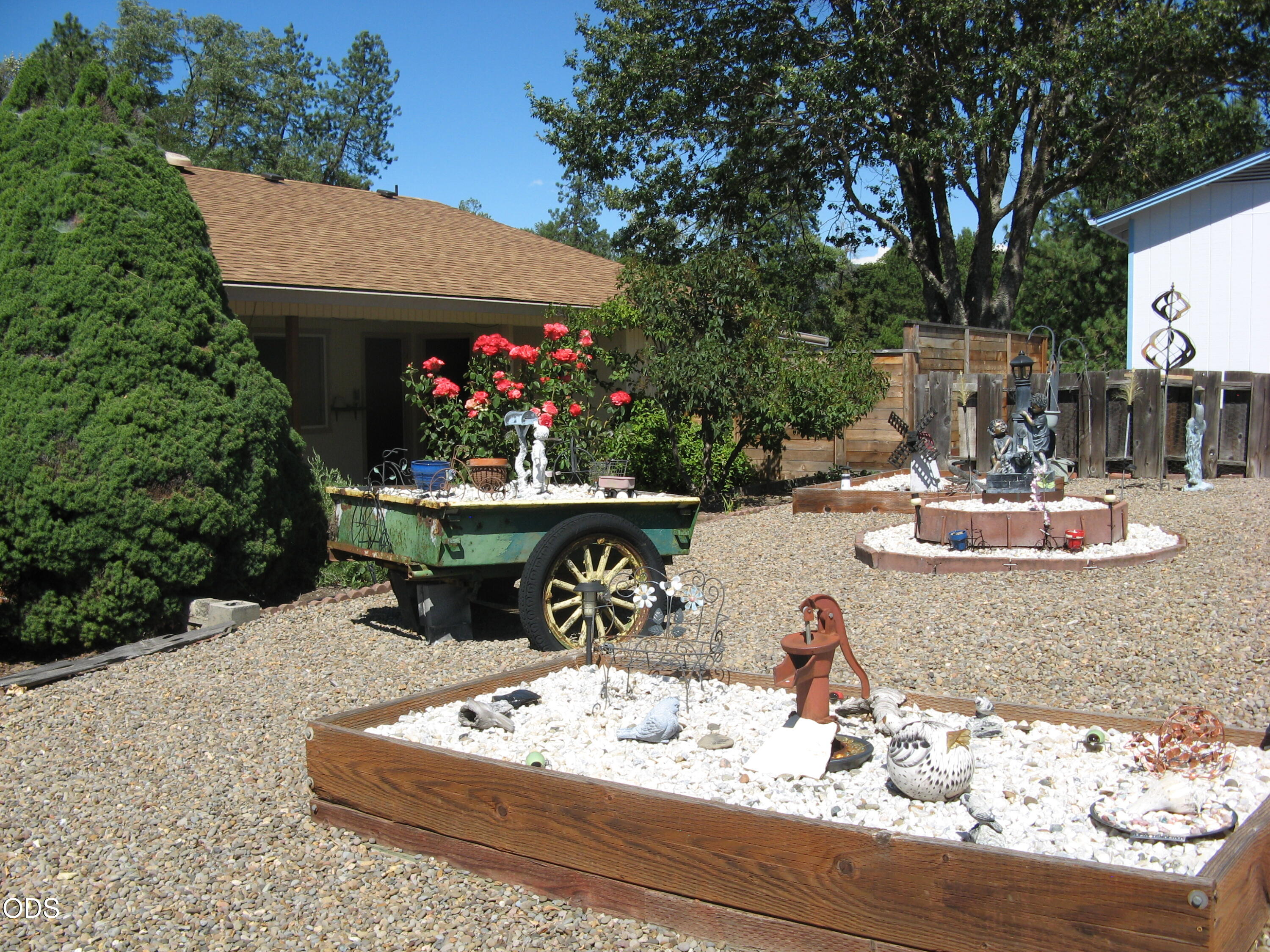 720 Brookside Circle, Rogue River, OR 97537 — photo 3