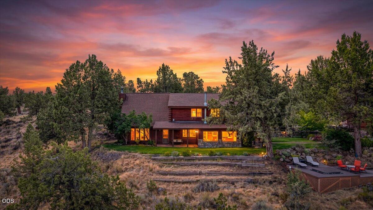 9380 NW Poplar Court — photo