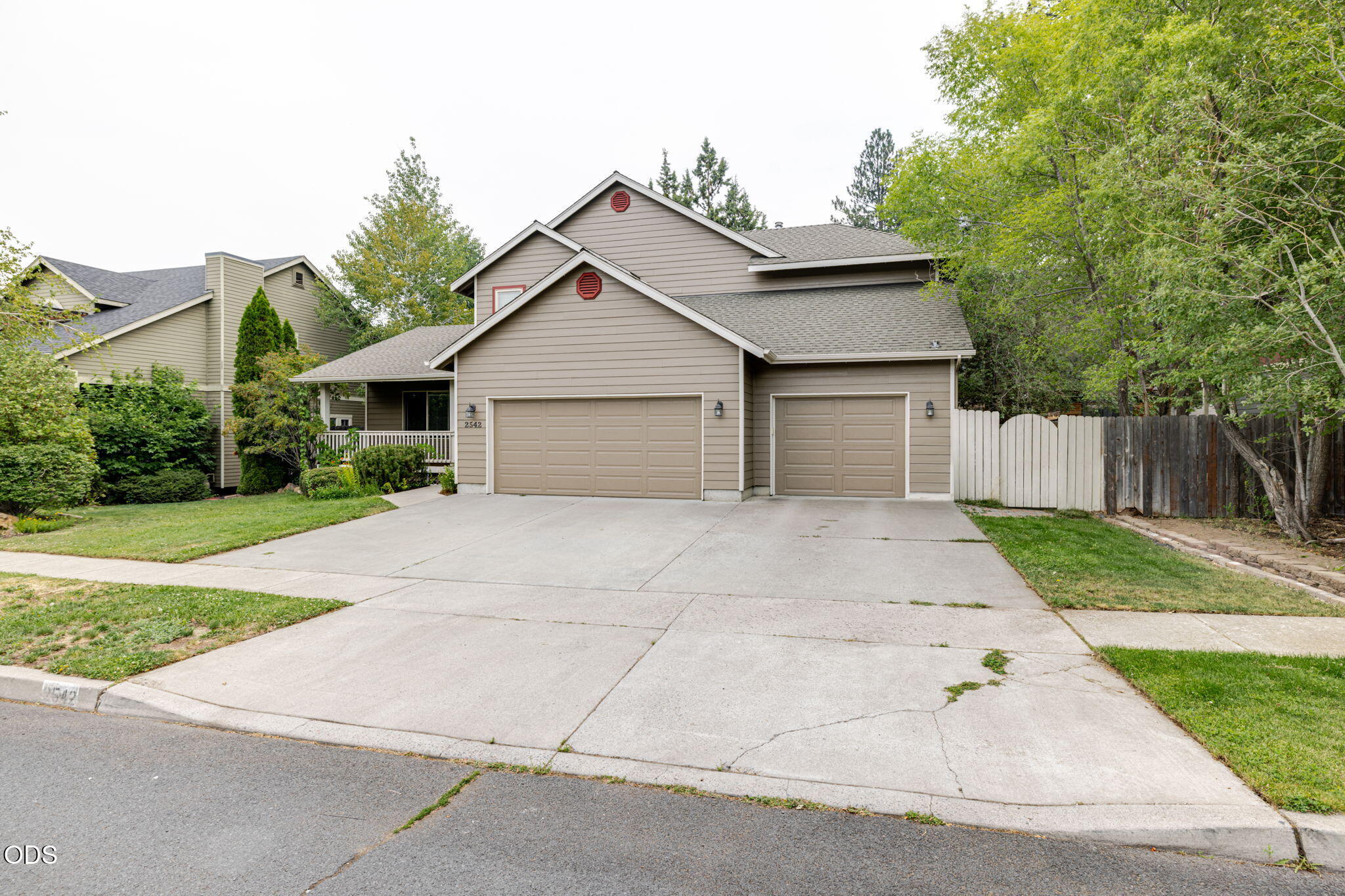 2542 NE Keats Drive — photo