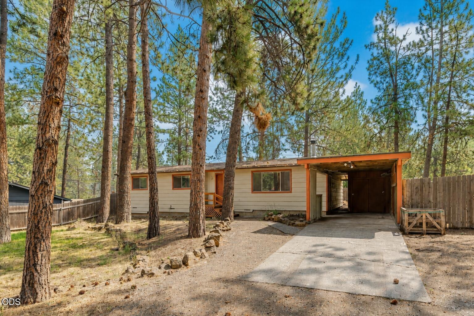 60866 Granite Drive — photo