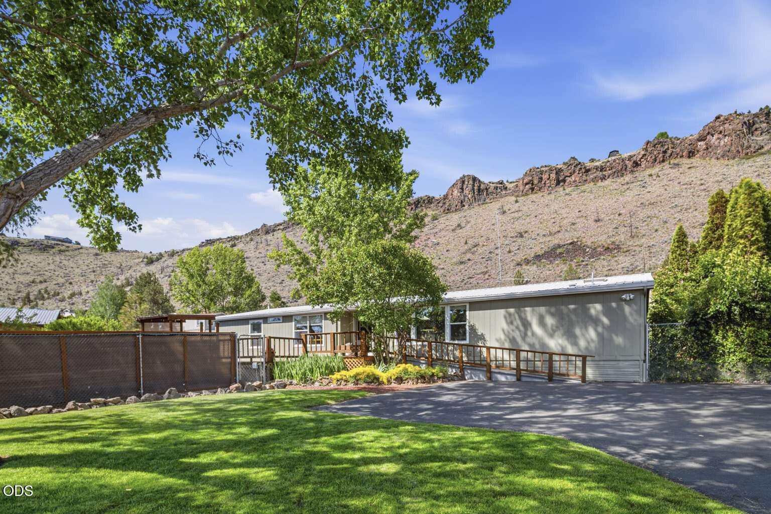 11564 SW Horny Hollow Trail — photo