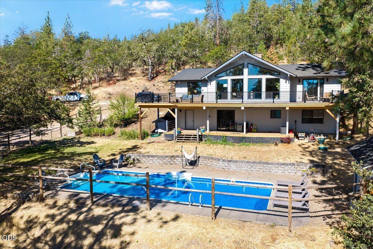 657 Greenleaf Drive, Eagle Point, OR 97524 — photo 3