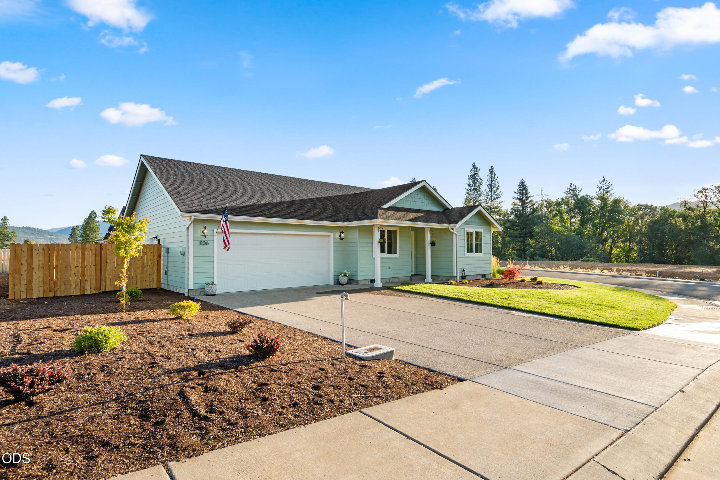 1106 Cascade Loop, Lot 8 — photo