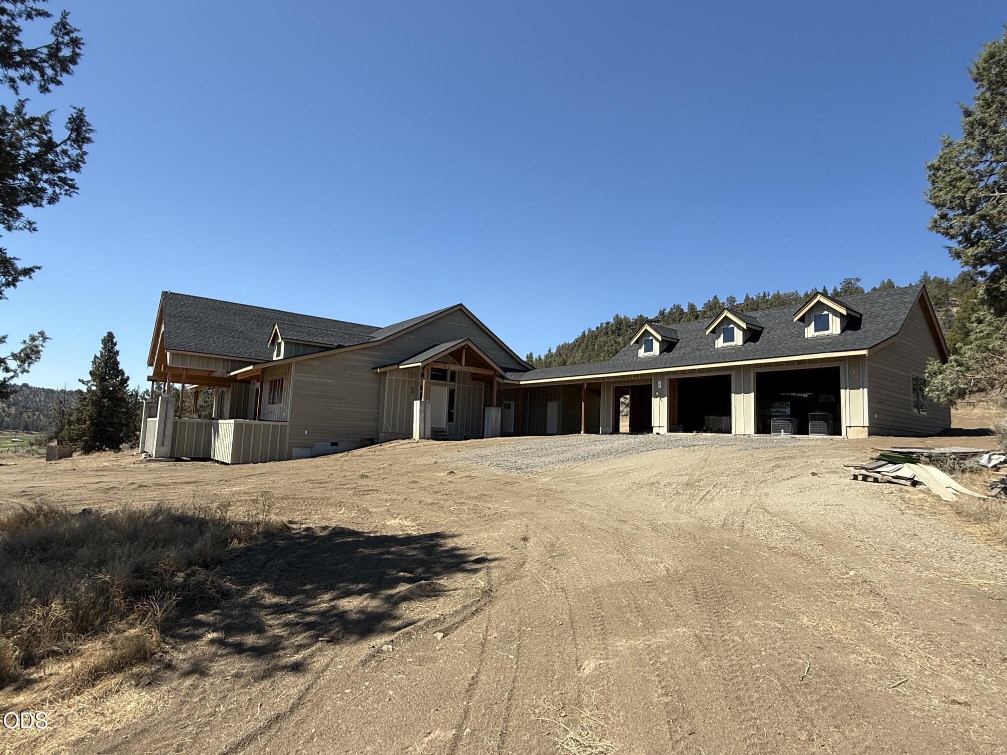 70421 McKenzie Canyon Road — photo
