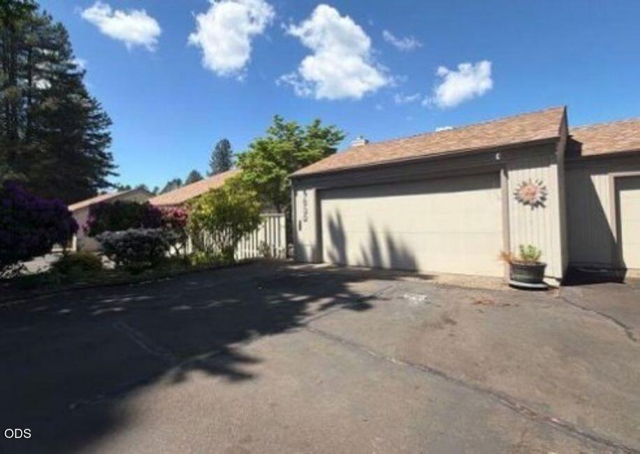 1839 Lexington Circle SE — photo