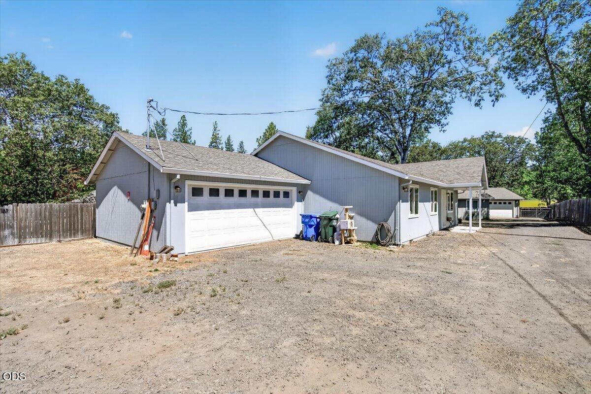 82 Maple Street — photo
