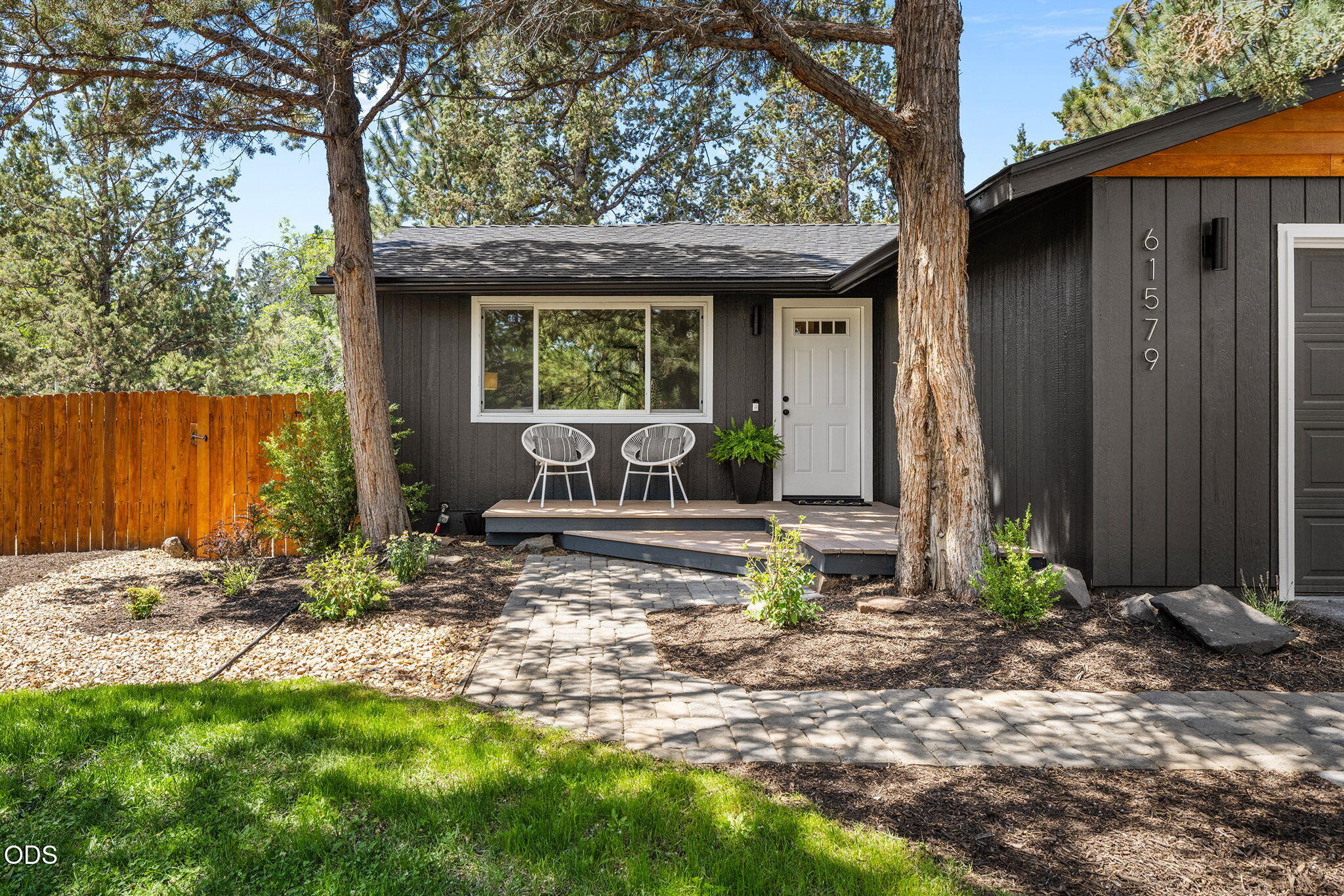 61579 Rockway Terrace — photo