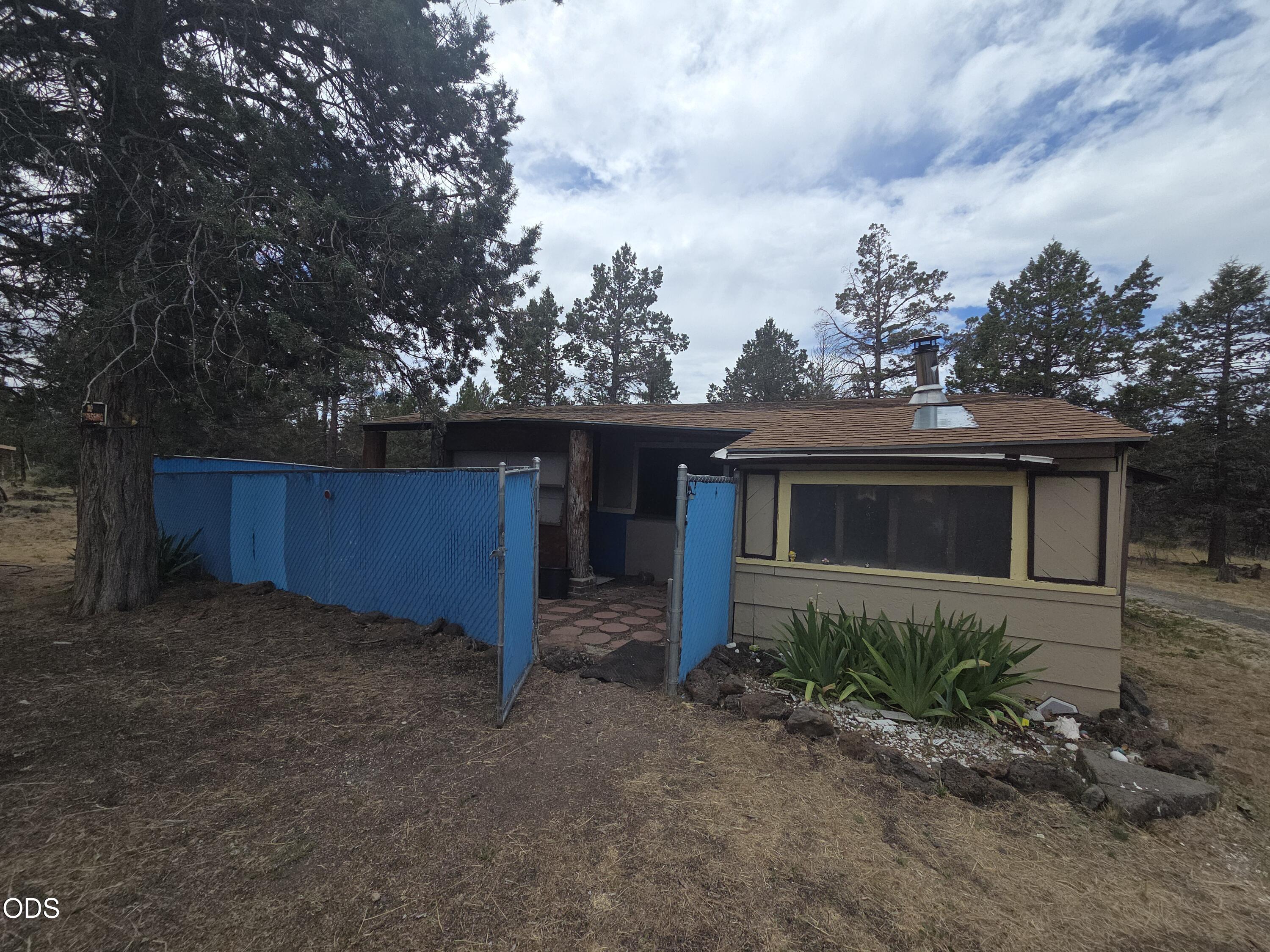 8314 Bly Mountain Cutoff Road — photo