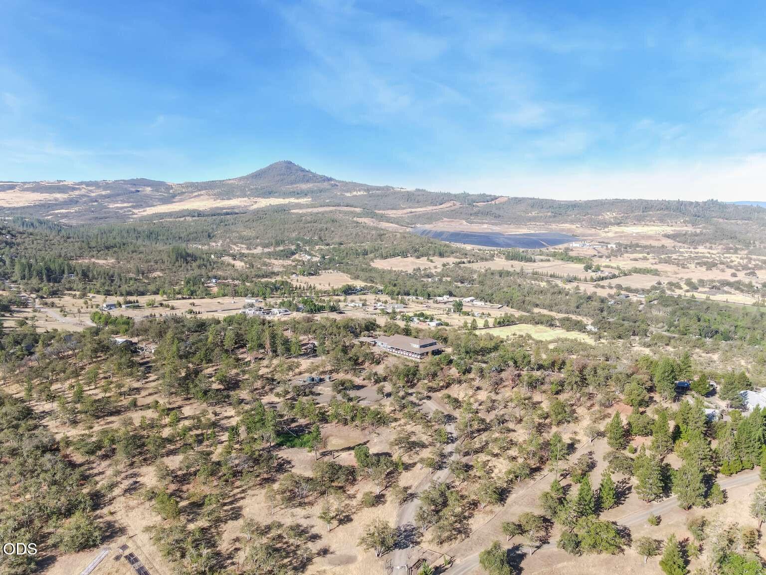 4000 E Antelope Road, Eagle Point, OR 97524 — photo 3