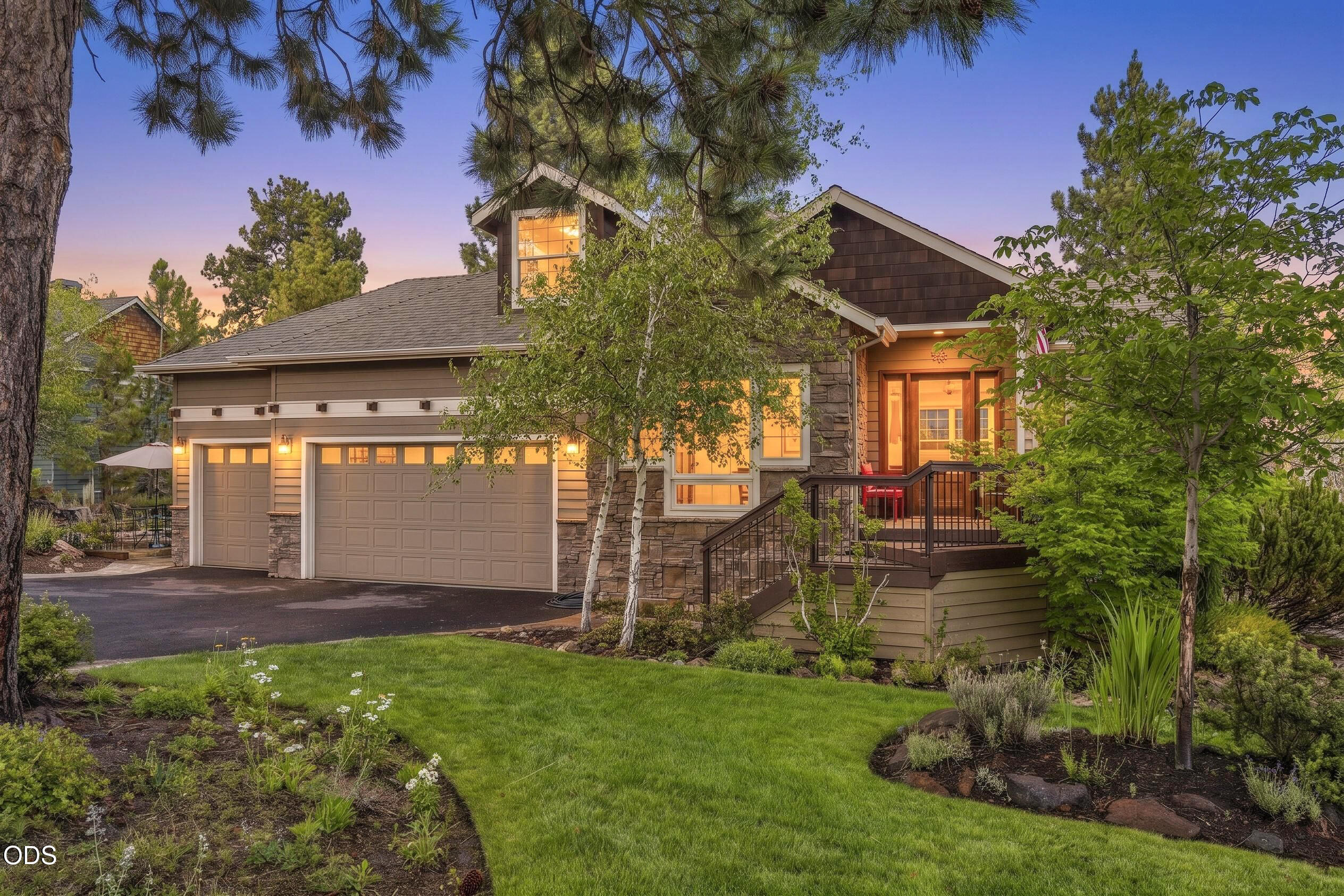 1158 NW Redfield Circle — photo