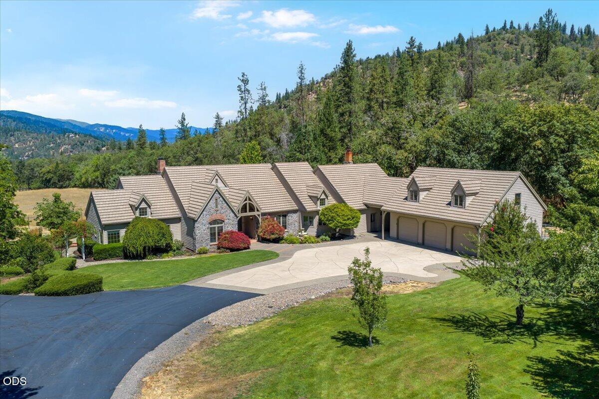3396 Foots Creek Road — photo