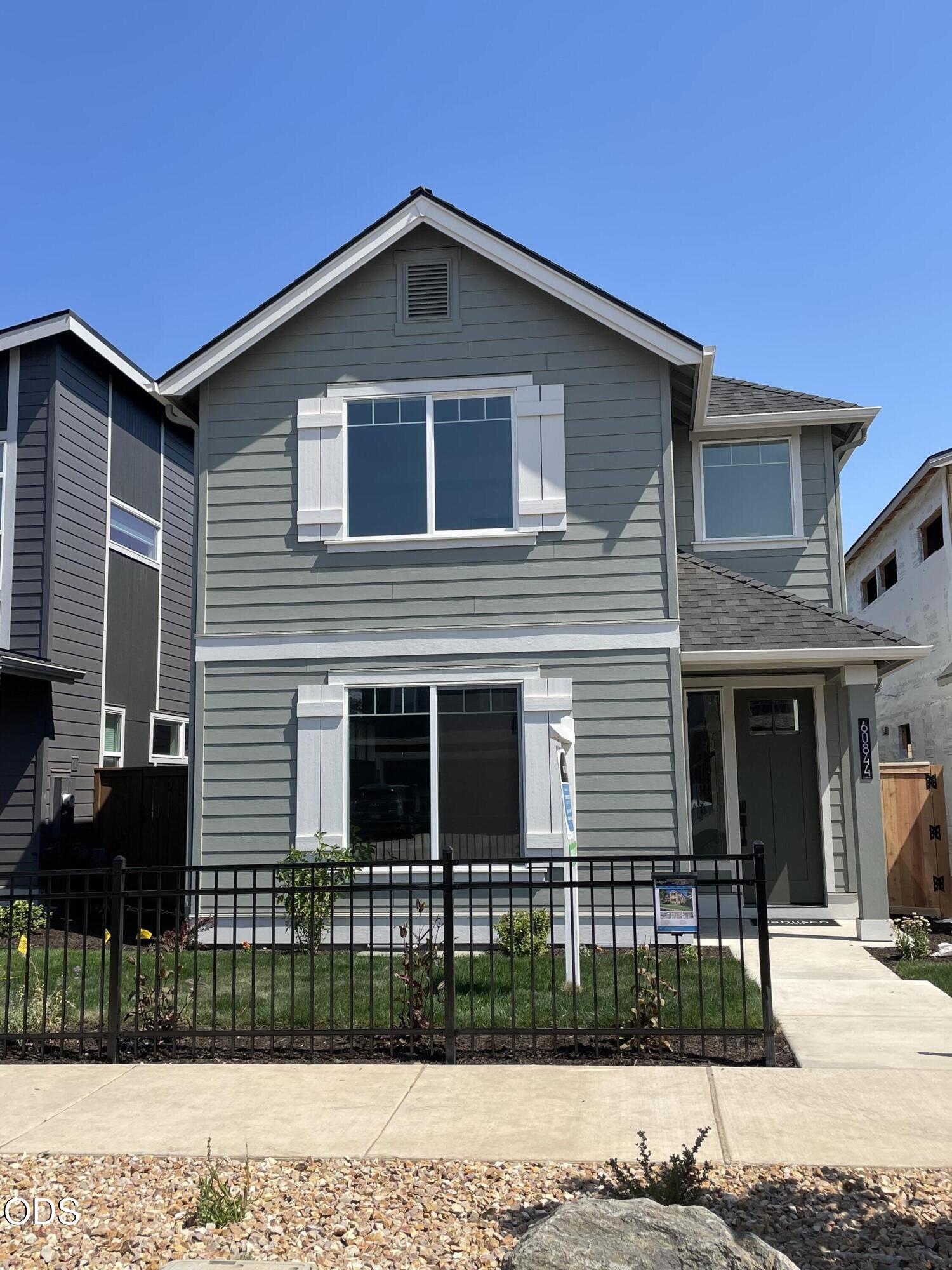 60844 SE Epic Place — photo