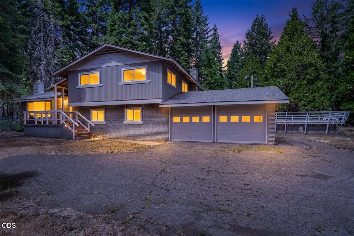12300 Oregon 66 — photo