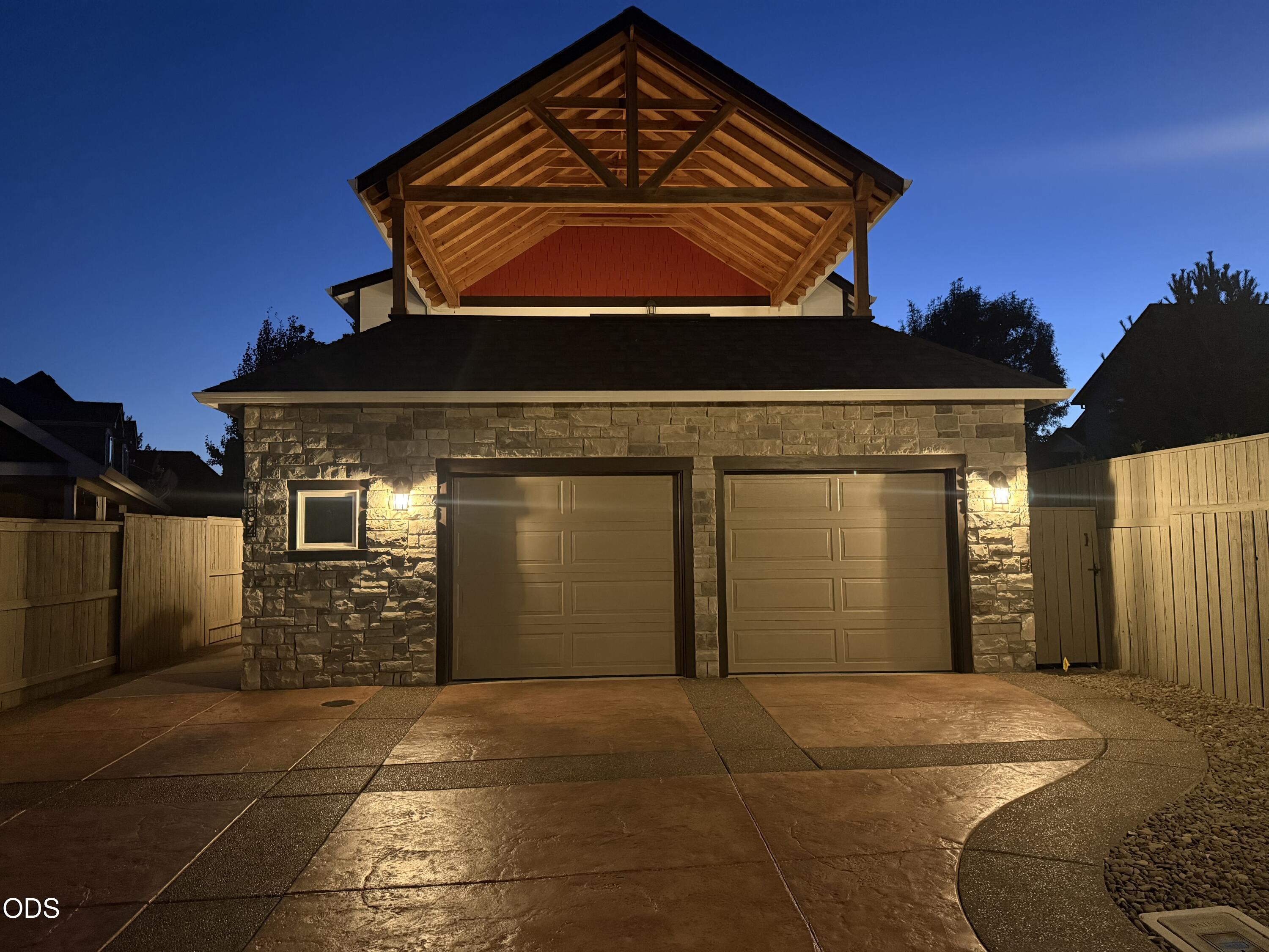 1184 Rutherford Drive — photo