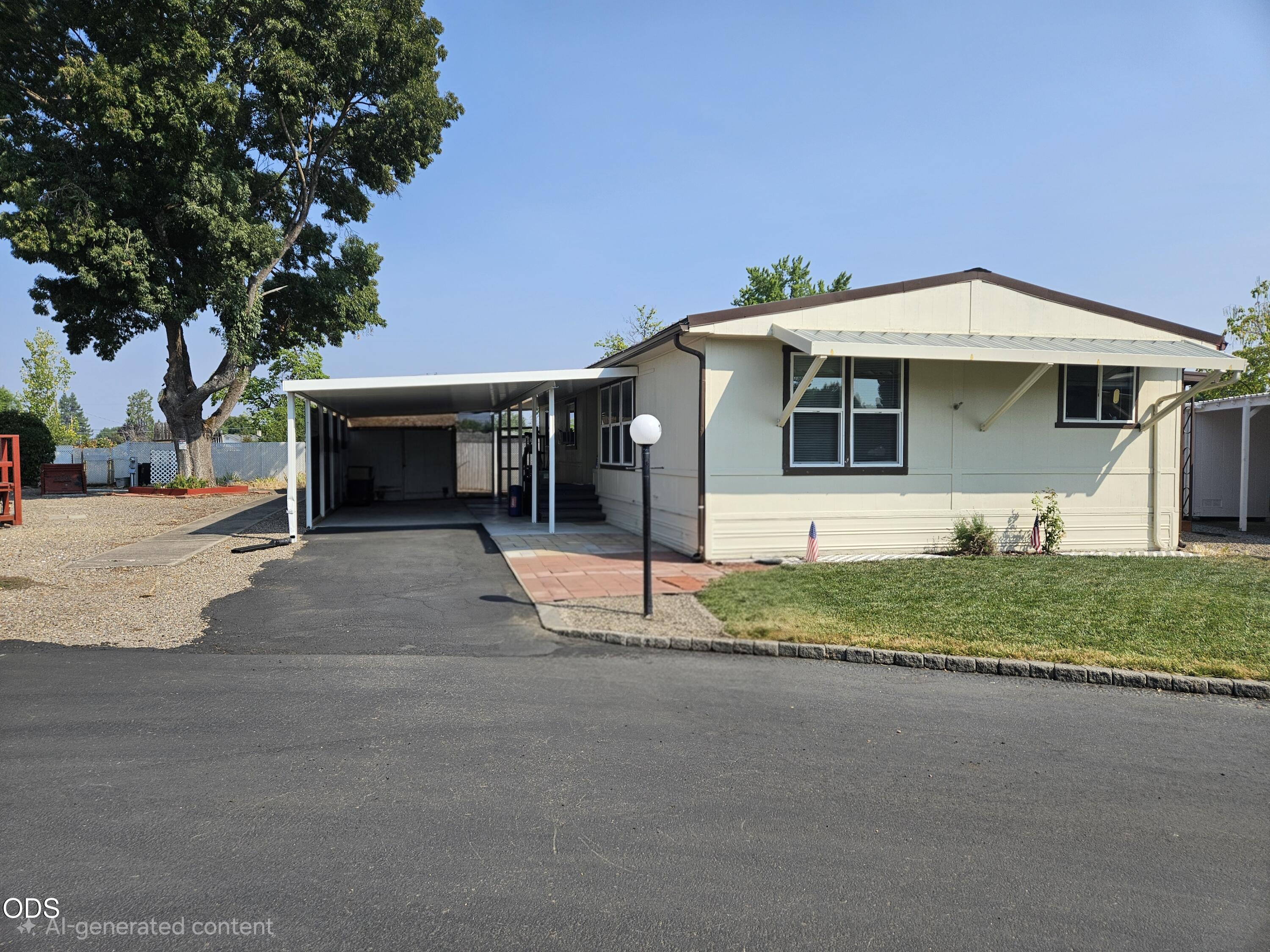 2385 Table Rock Road, Spc 102 — photo