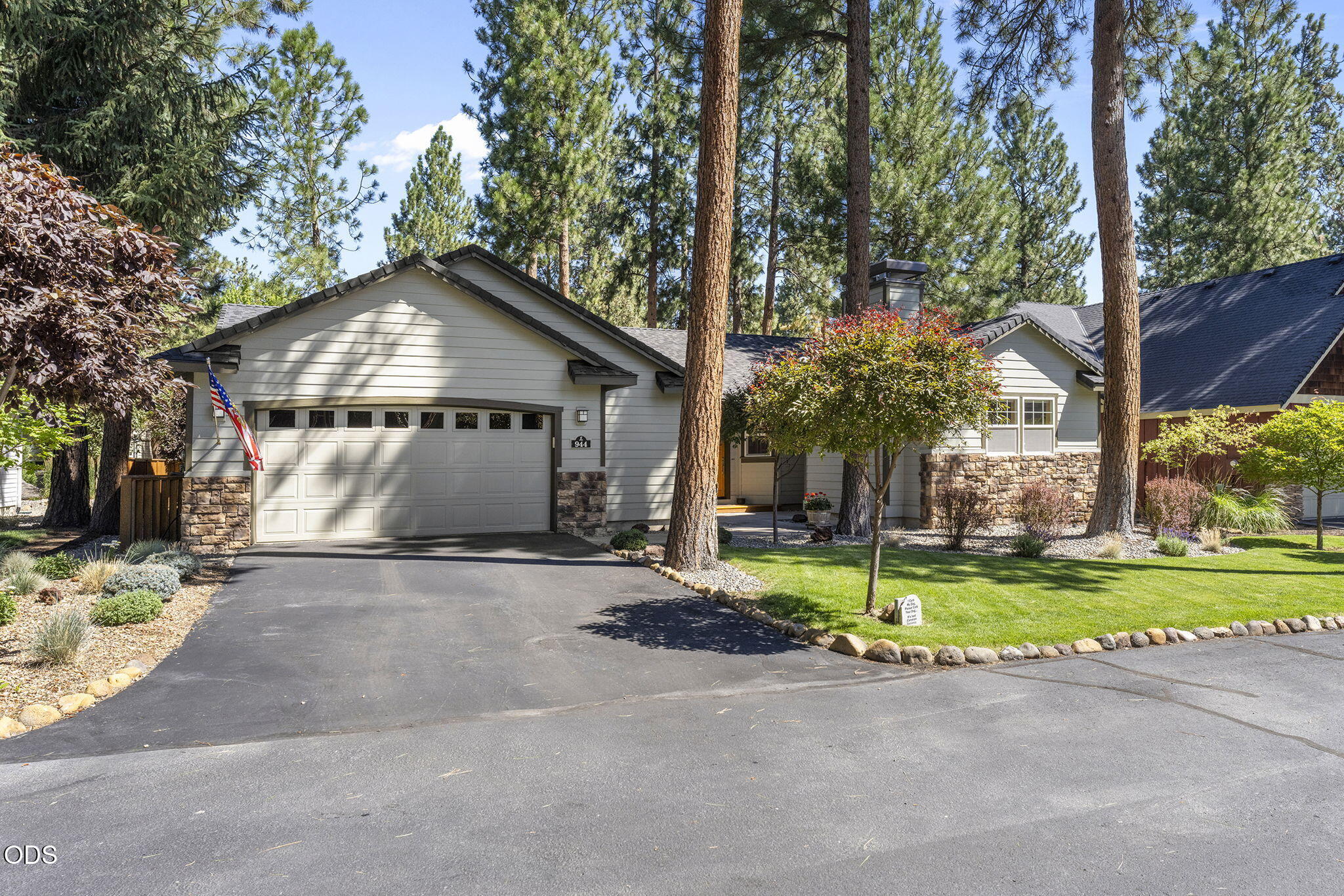 944 E Creek View Drive, Lot 66 Block — photo