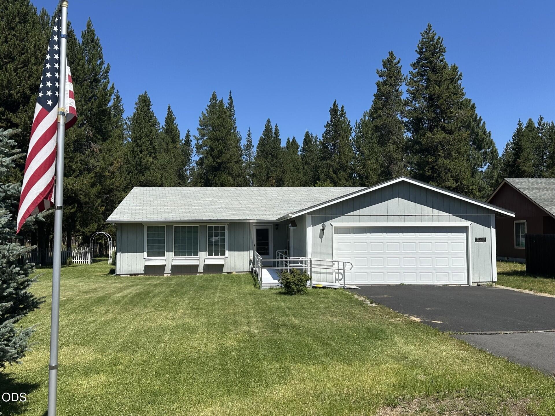 17284 Kingfisher Drive — photo