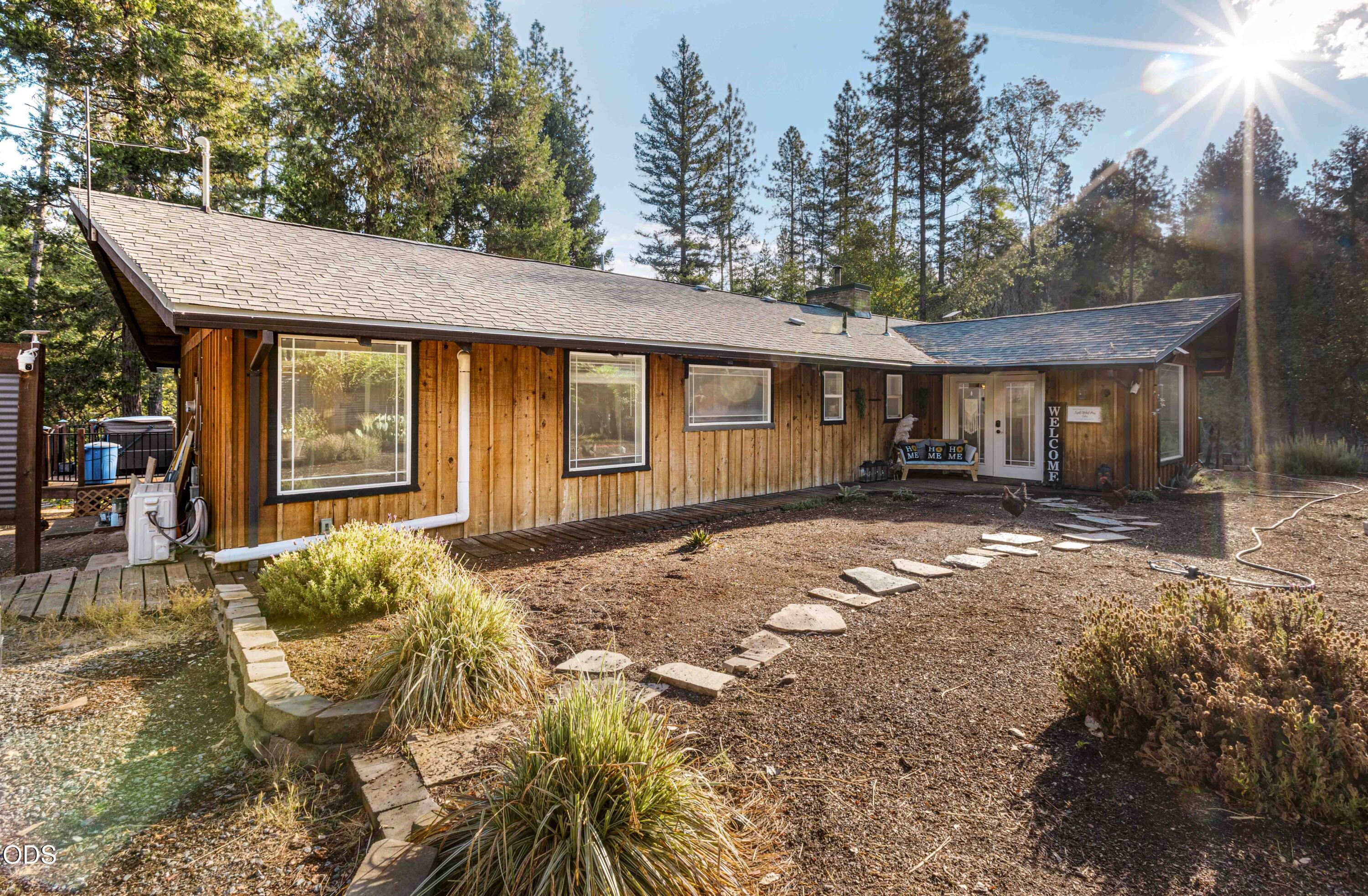 555 Ewe Creek Road — photo