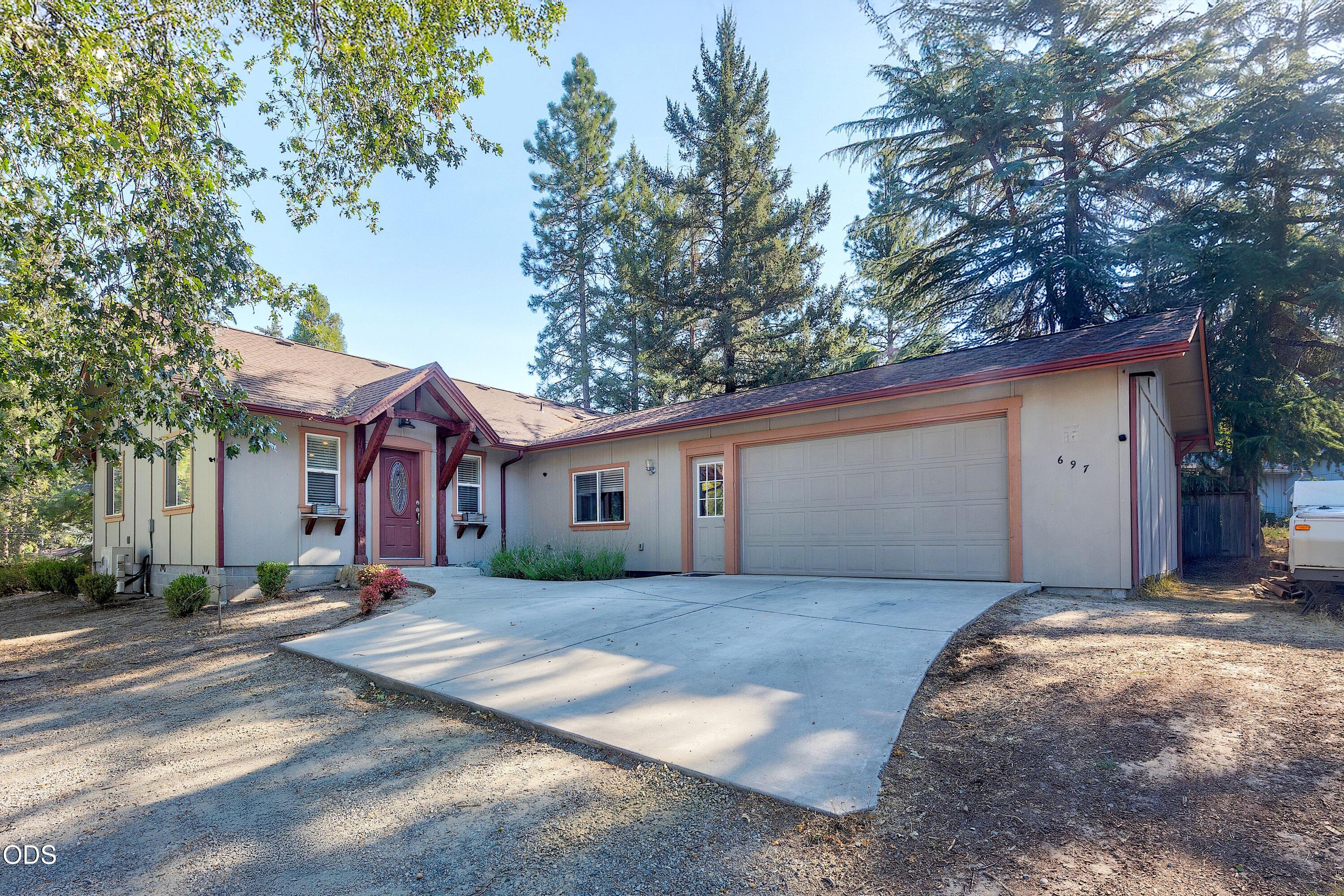 697 Jaynes Drive — photo